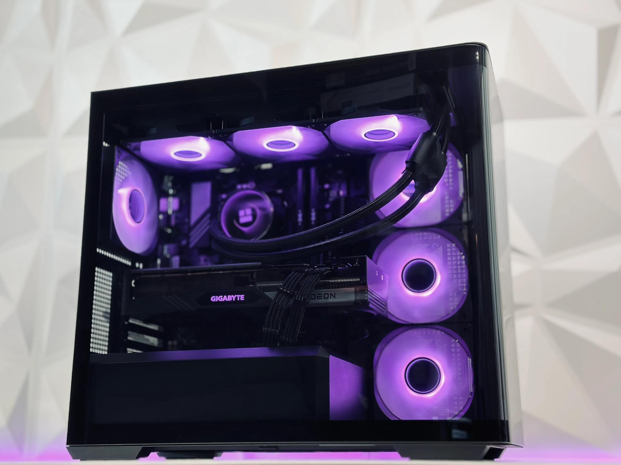 🕸️🕷☢Venom🕸Liquid Cooled Gaming PC🕸AMD RX 7900 GRE 16GB🕸AMD Ryzen 5 7500F🕸32GB DDR5🕸1TB SSD