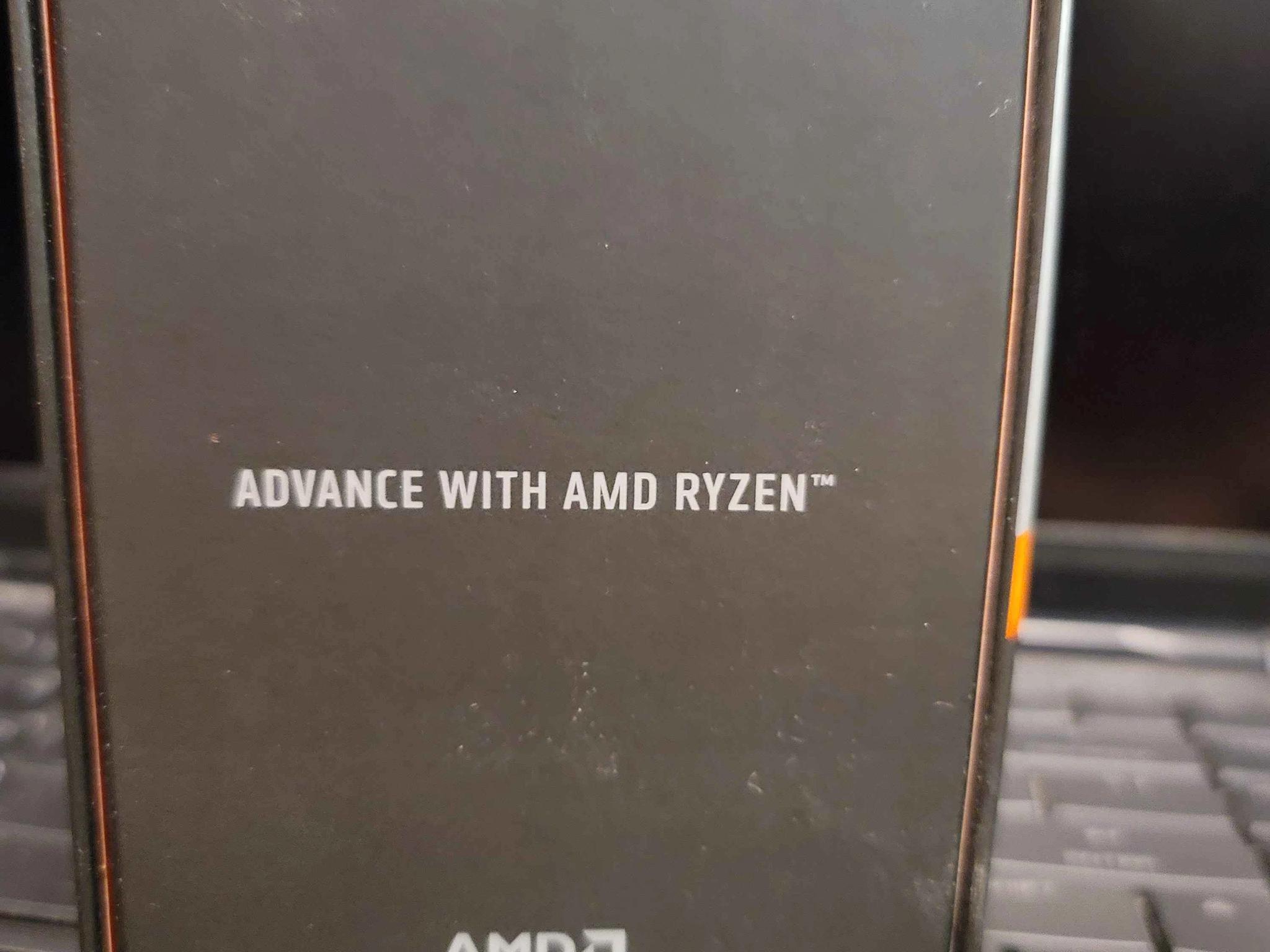 NEW Never opened AMD Ryzen 7 7800X3D