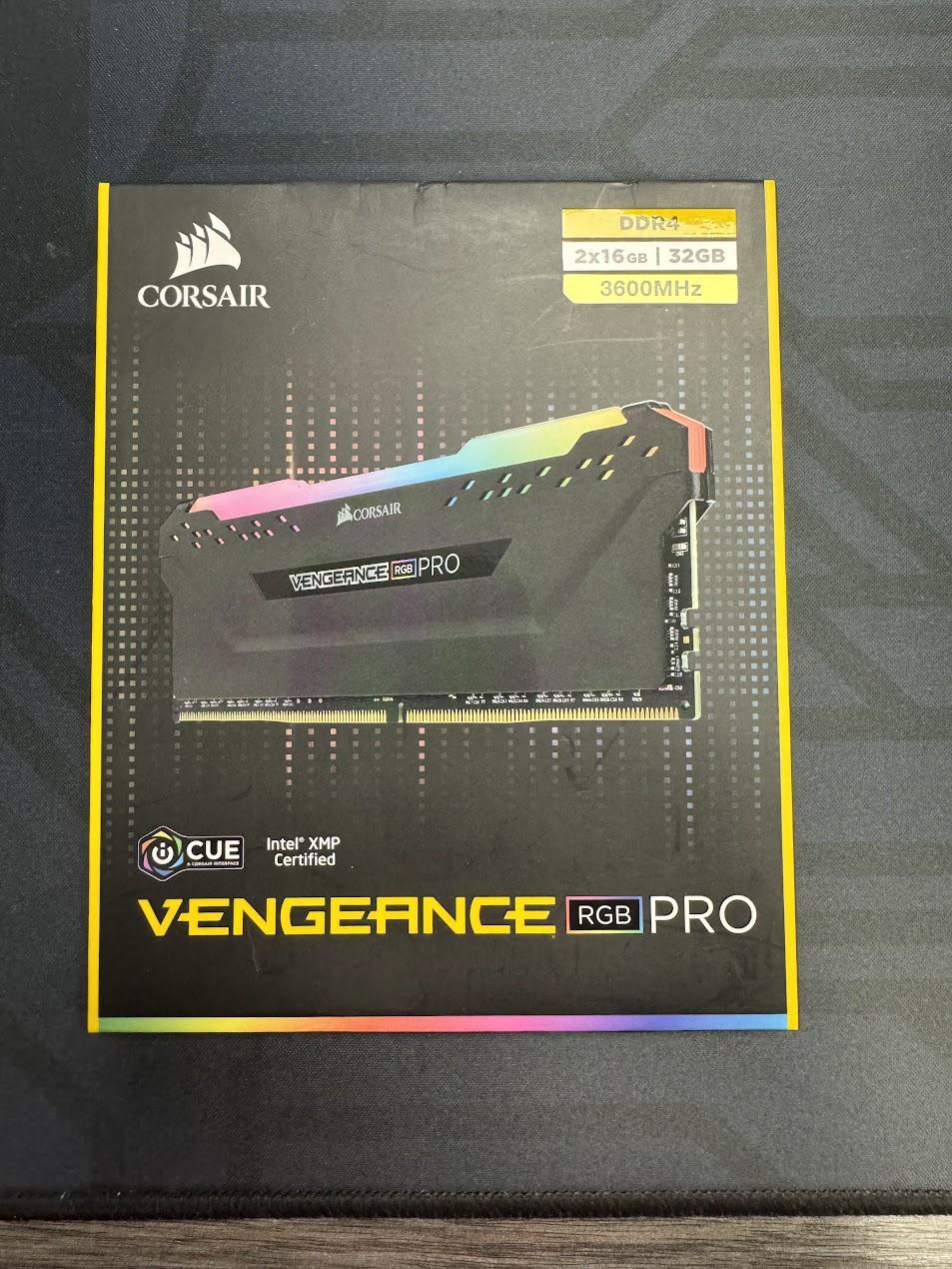 Corsair Vengance RGB Pro (32GB Kit / 2x16GB / DDR4)