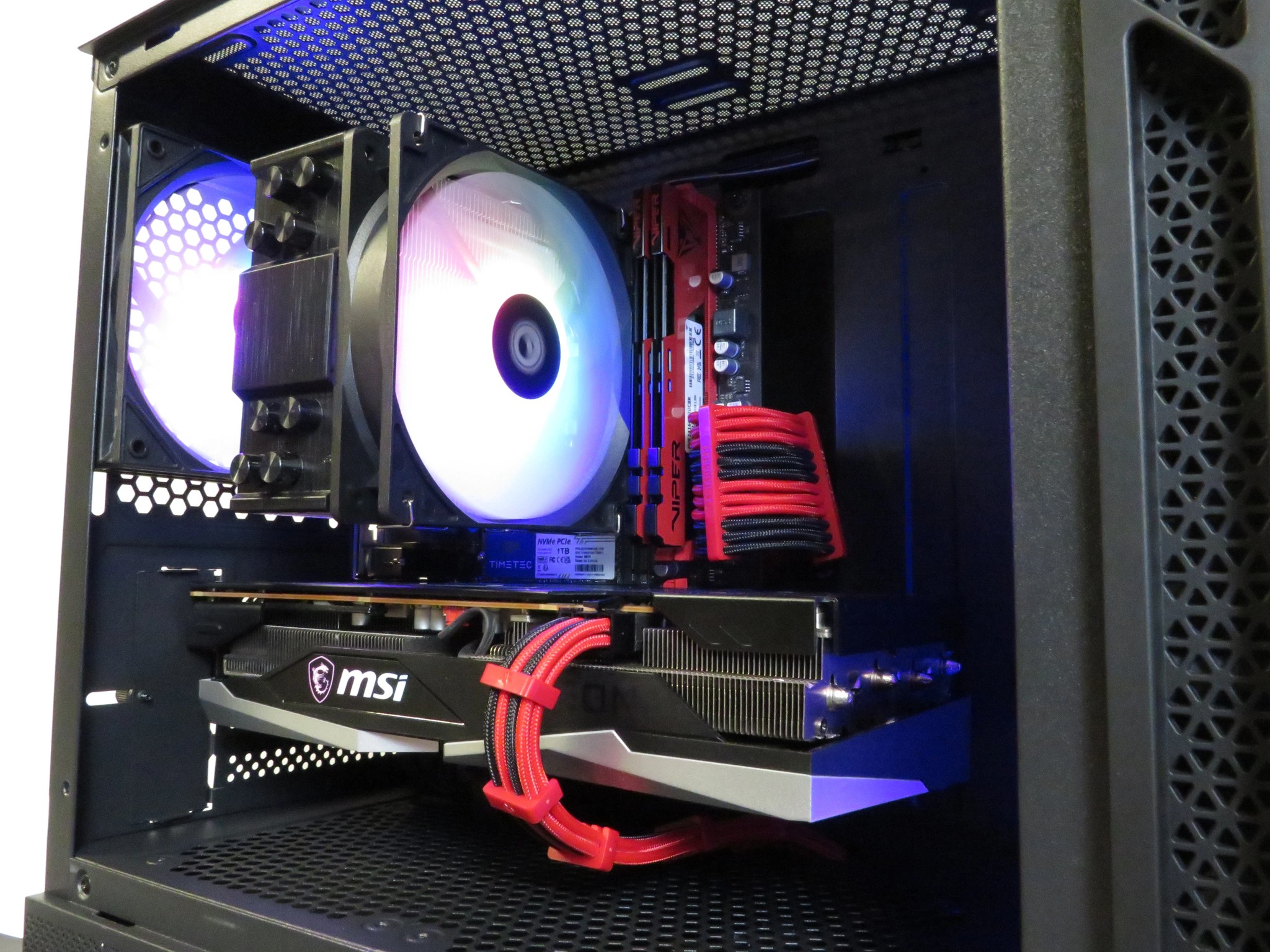 Mid Range Master! *All new parts* Ryzen 5 5500 + RX 6600XT + 16 GB DDR4 + 1 TB NVME SSD