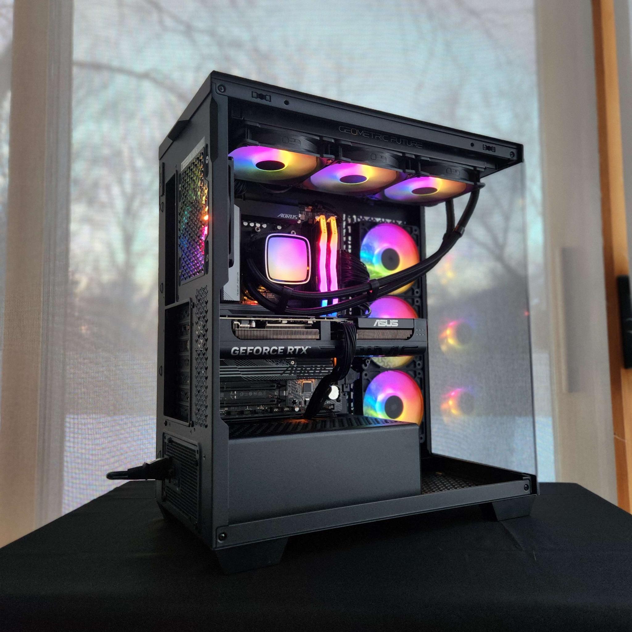 🍀RTX 5070 | Ryzen 7 7700X | 32GB DDR5 | 2TB NVMe | WiFi | Windows 11