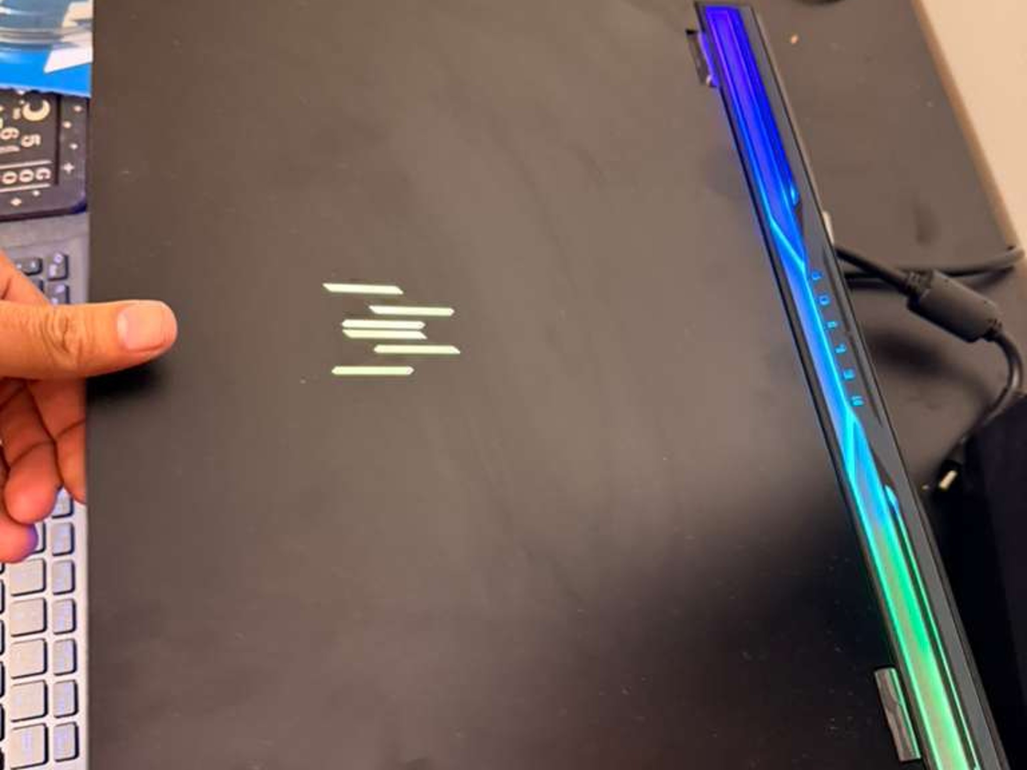 Acer Predator Helios 16 PH16-72-77KA | i7-14700HX | RTX 4070 |