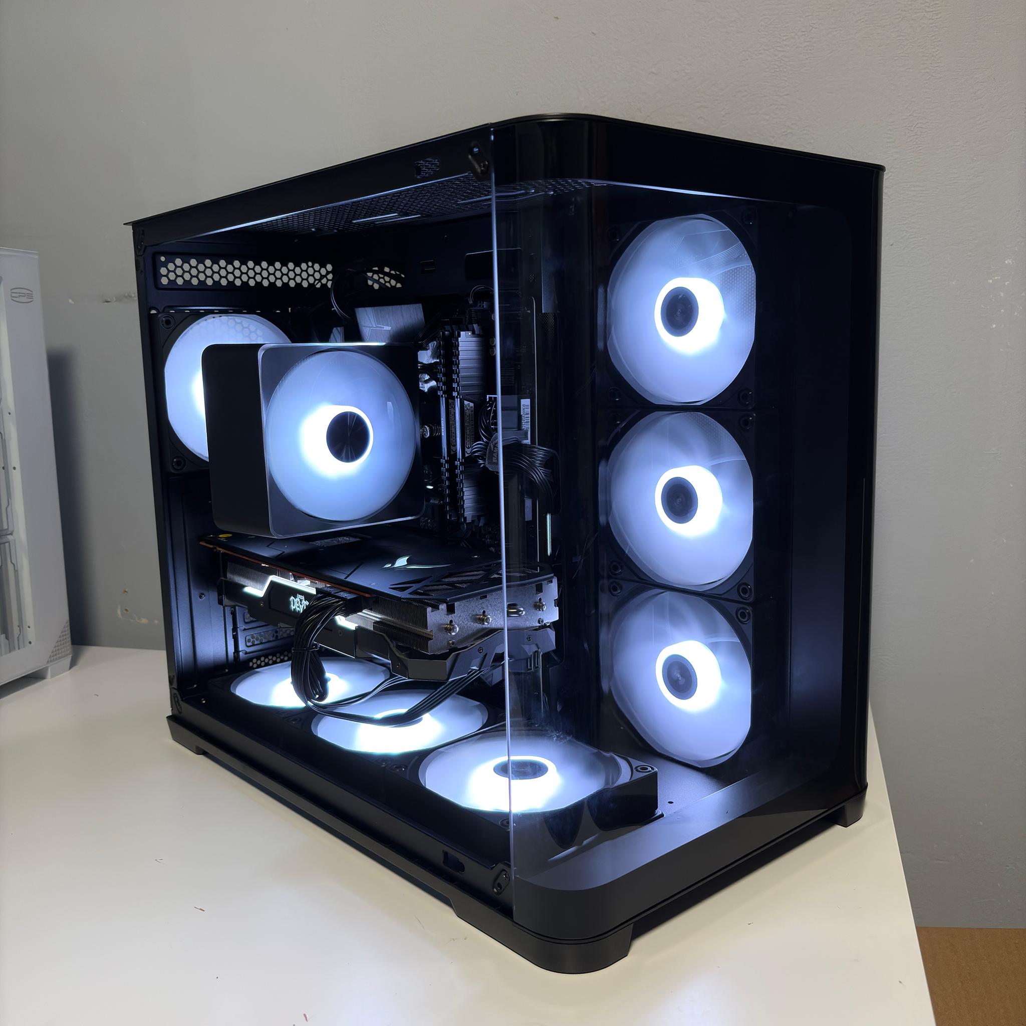 Apex Series Gaming PC / Ryzen 5 + RX 5700 XT / NVMe SSD / Ready to Play!