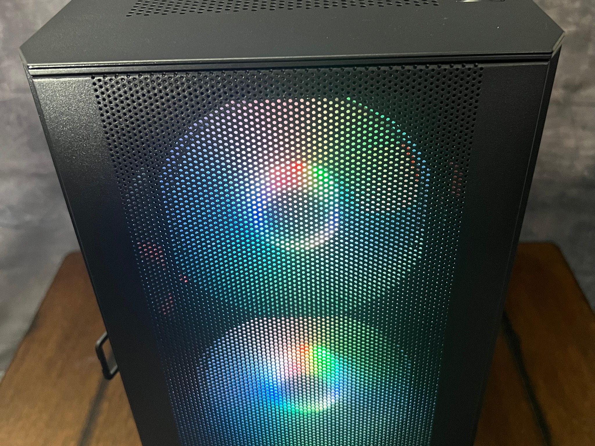 🎉Budget Gaming PC🎉 MSI GTX 1650 Super - Ryzen 7 2700x - 16GB DDR4 RAM - 1TB - New Case -
