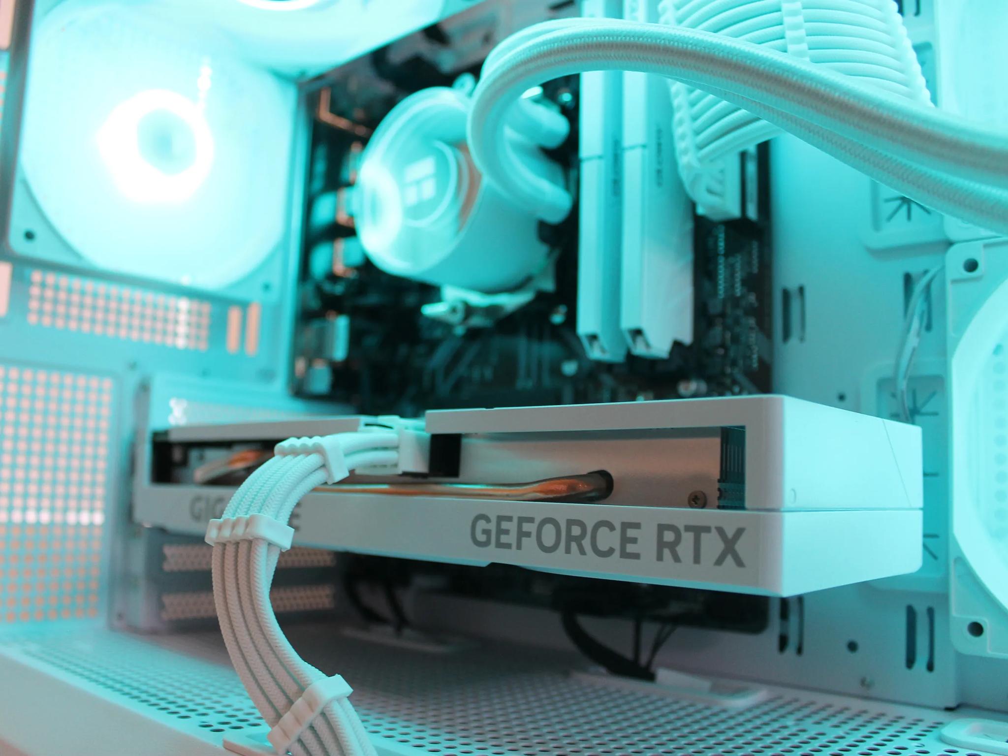 🤍💜RTX 4060| Ryzen 5| 32GB Ram| 1TB|🤍💜