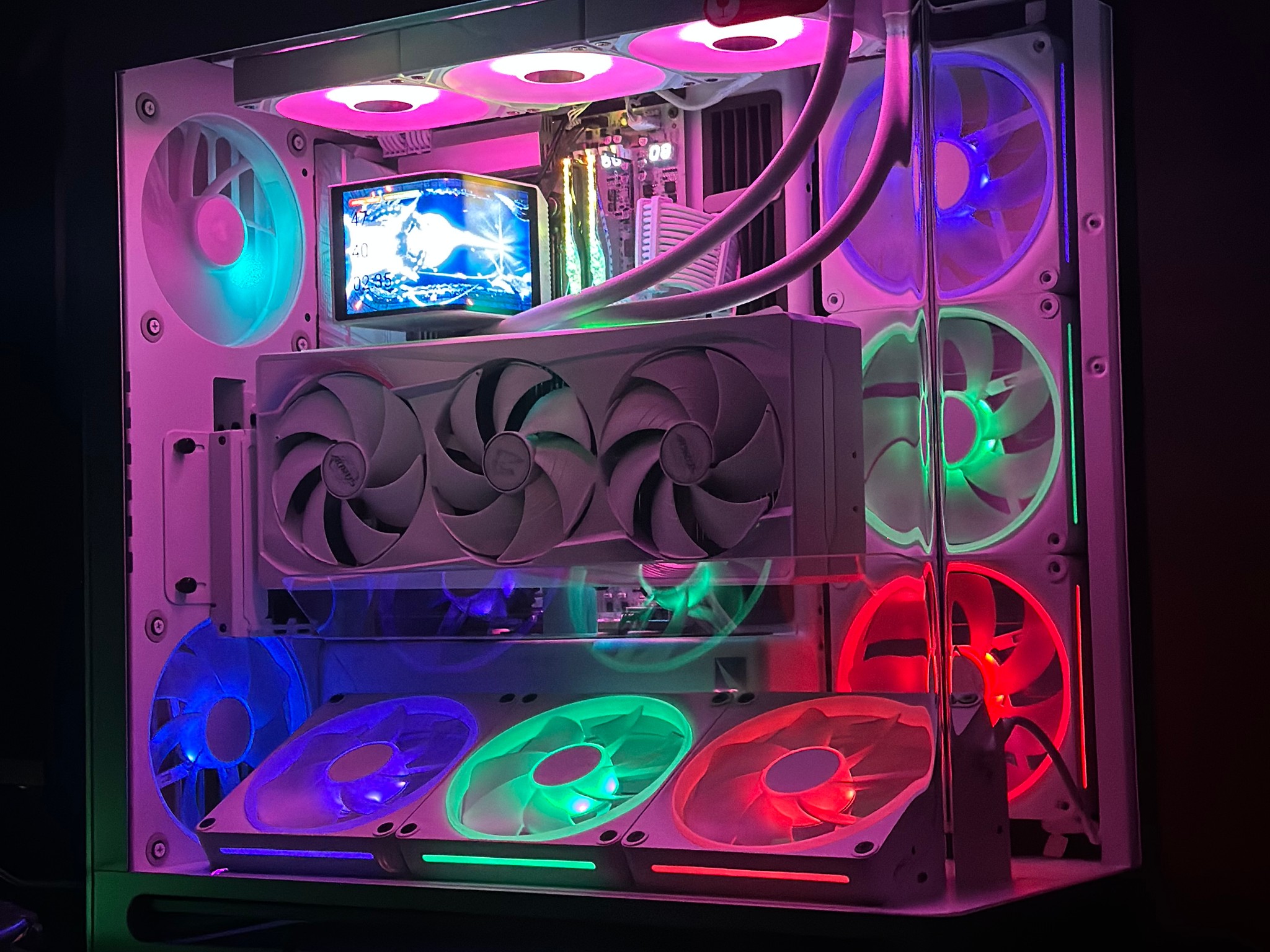 RTX 5090 Master ICE + Ryzen 9800X3D beast PC, 4TB NVMe, 32GB RAM, 4K ready