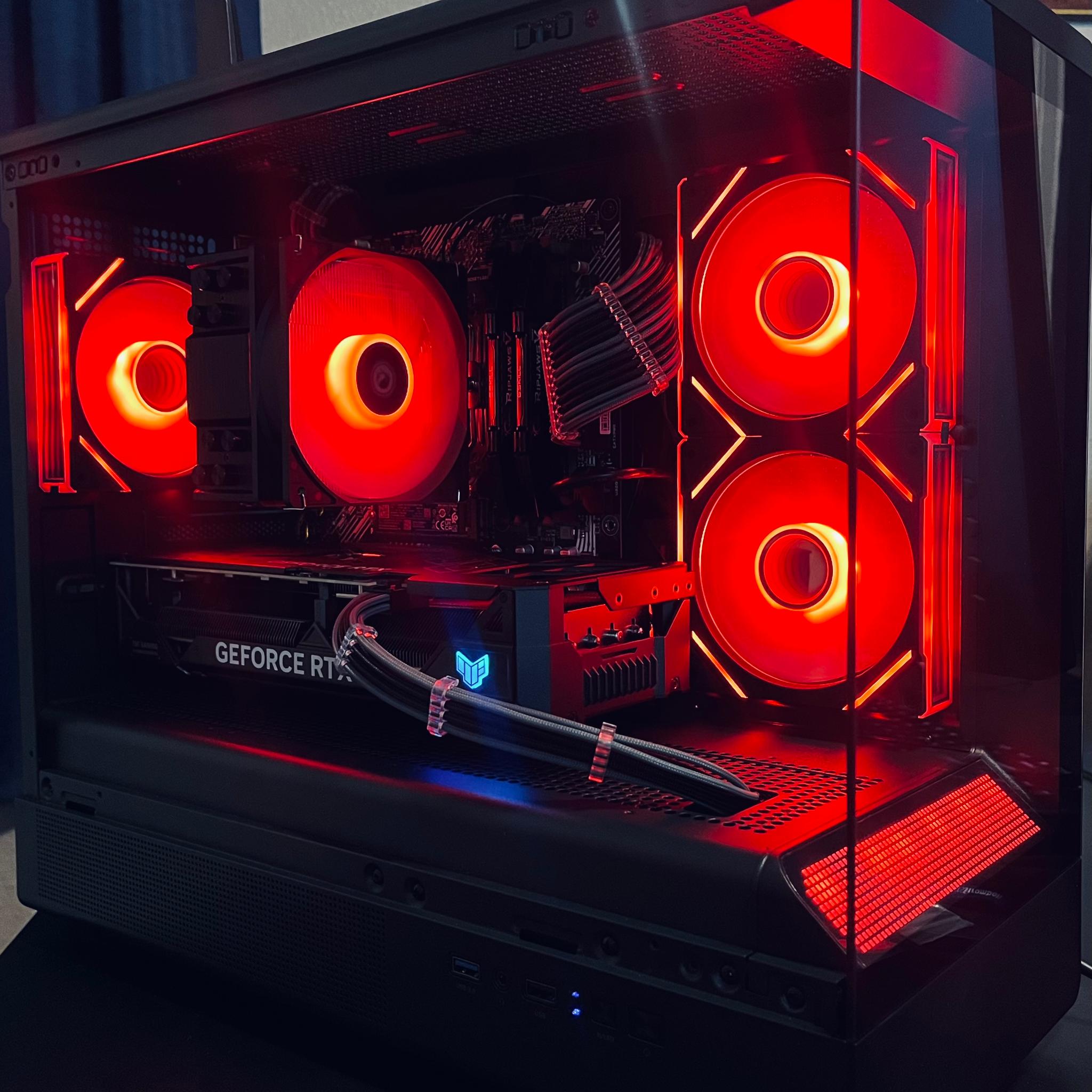 Pro Gaming PC |RTX 4070 // Ryzen 7 3700x // 32GB DDR4|