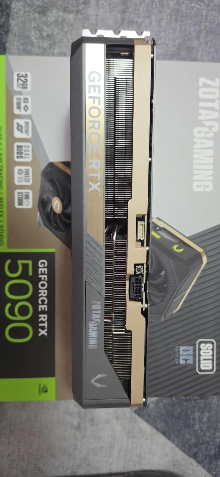 ZOTAC GAMING GeForce RTX 5090 SOLID OC