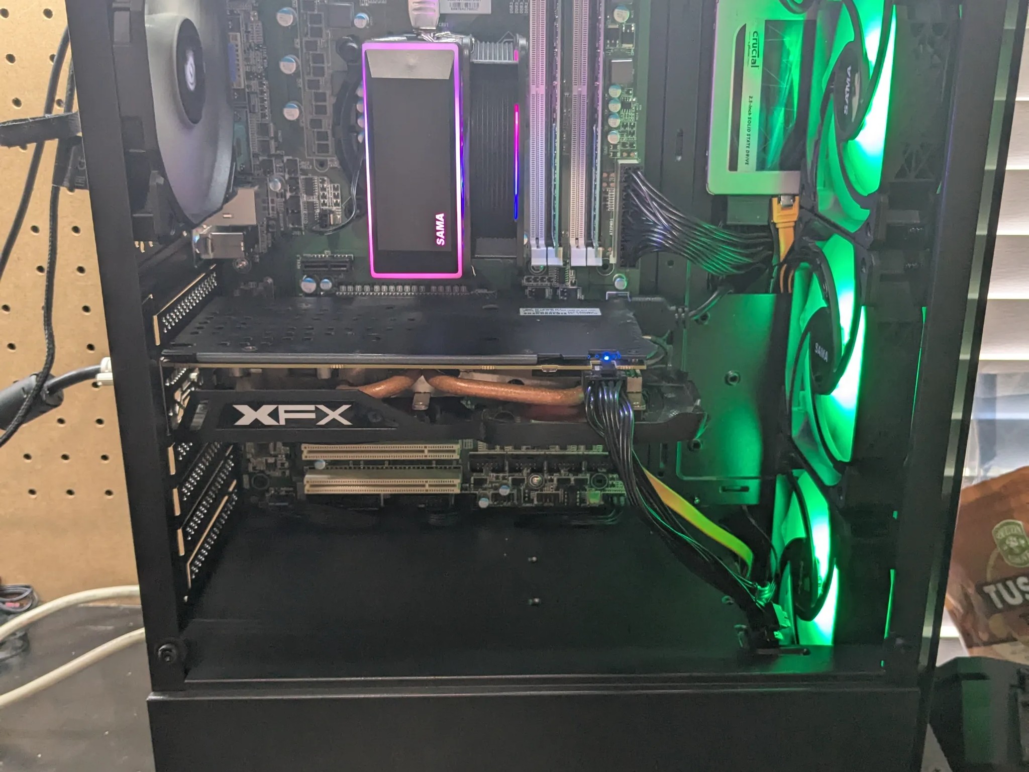 100 FPS Fortnite | 180 Day Warranty | Xeon (same as i7), 16GB RAM, 480GB SSD, RX 570, Win10, Wifi