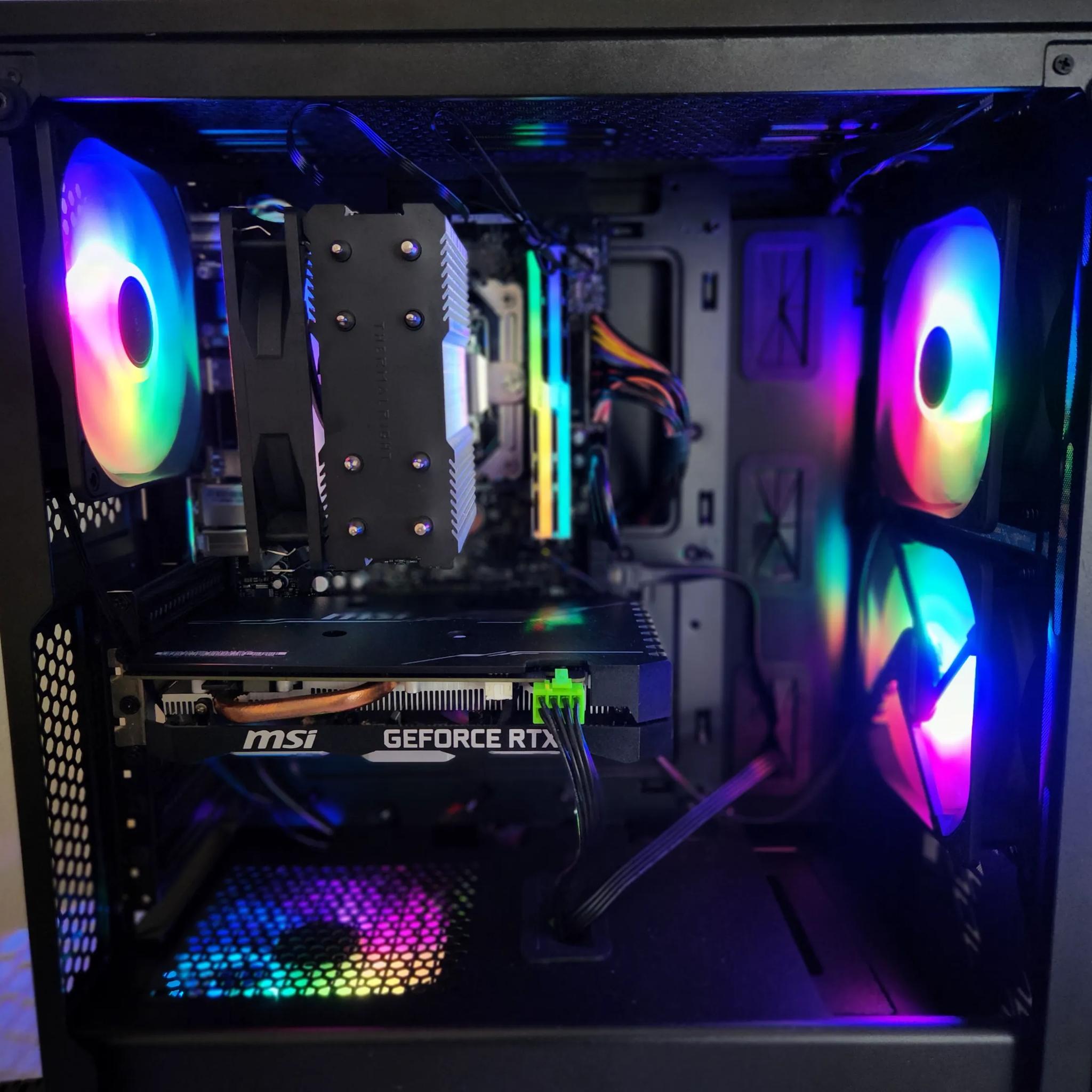 Gaming PC | i7 - 9700k | RTX 2060 | 16 GB RAM