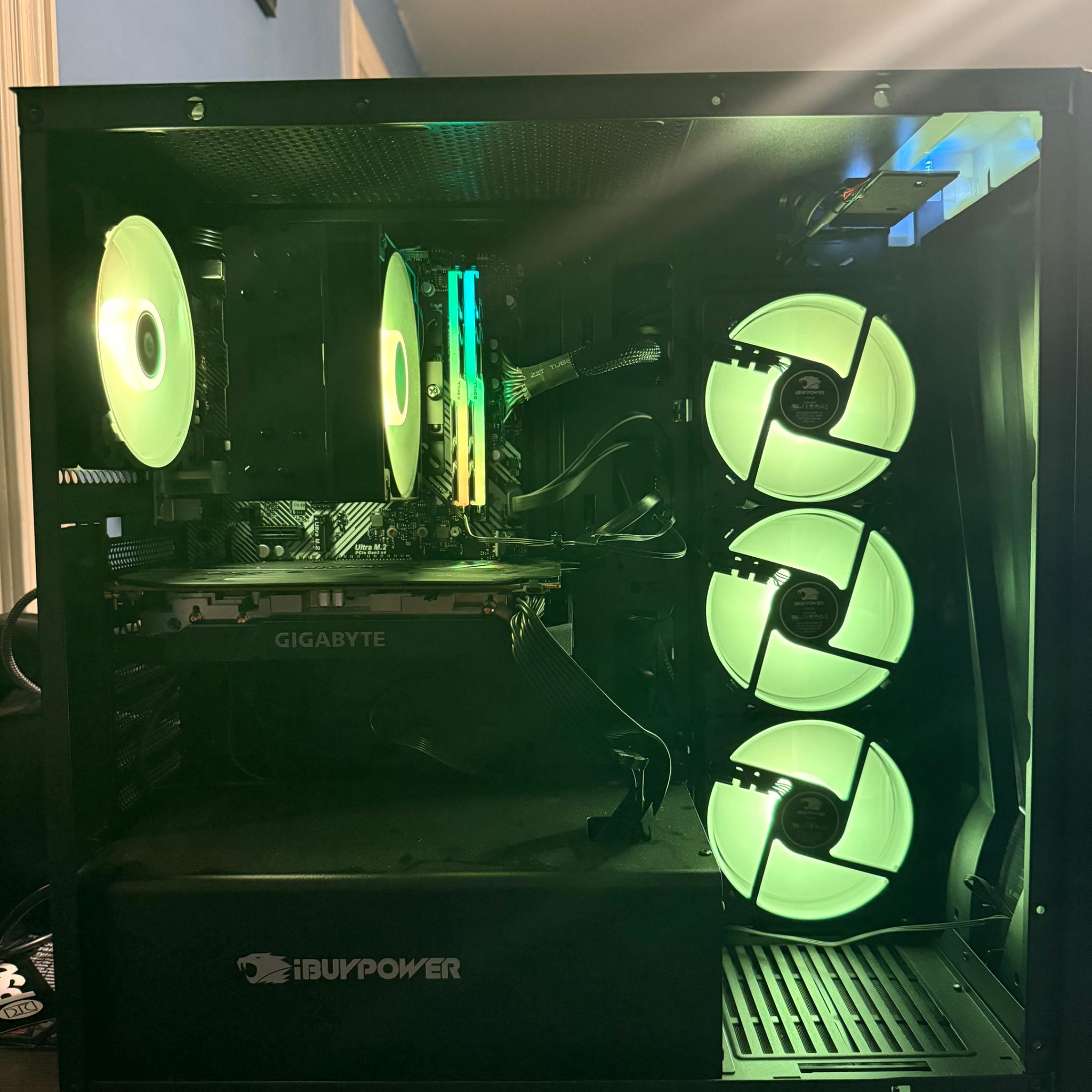 Starter Gaming PC!! Run any modern games perfect!