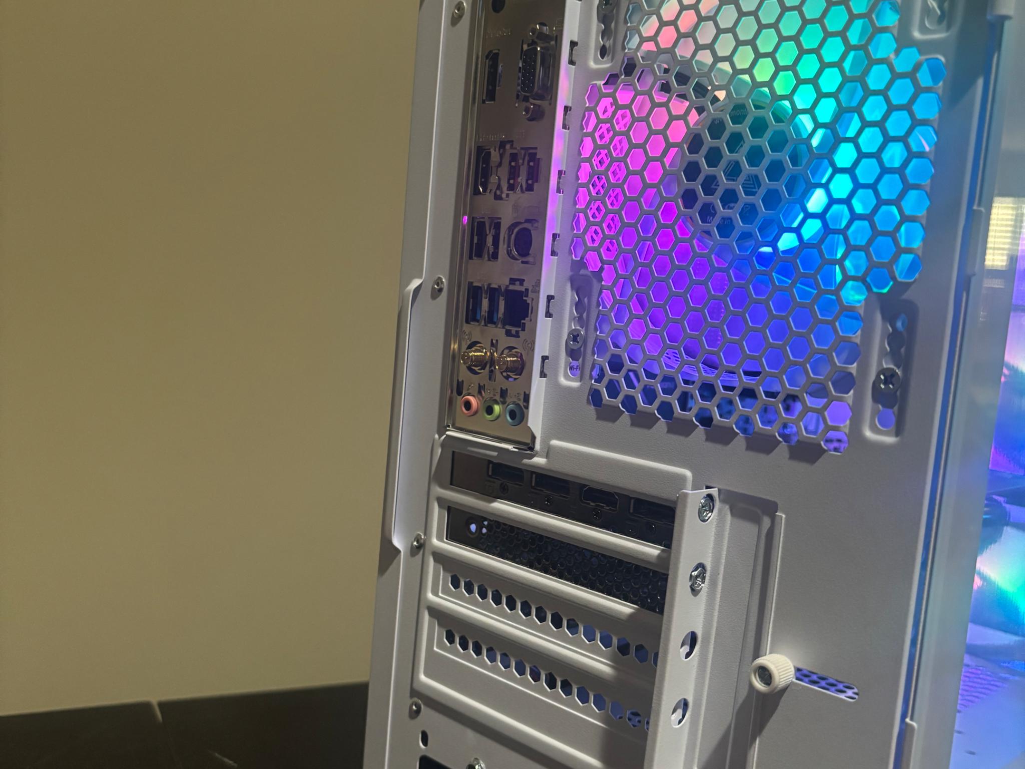 Gaming PC Ryzen 5 5500 RX 6600 16GB DDR4