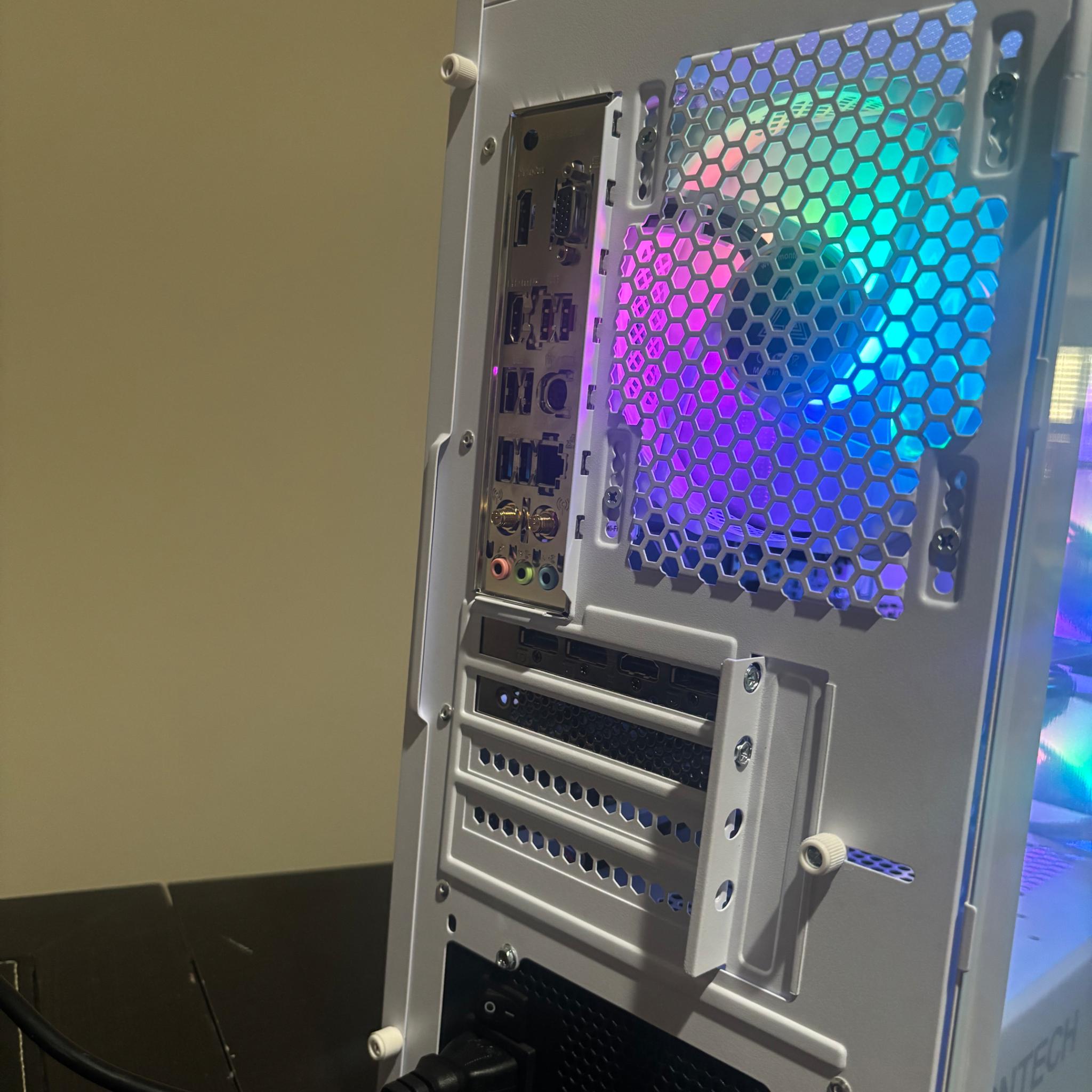 Gaming PC Ryzen 5 5500 RX 6600 16GB DDR4
