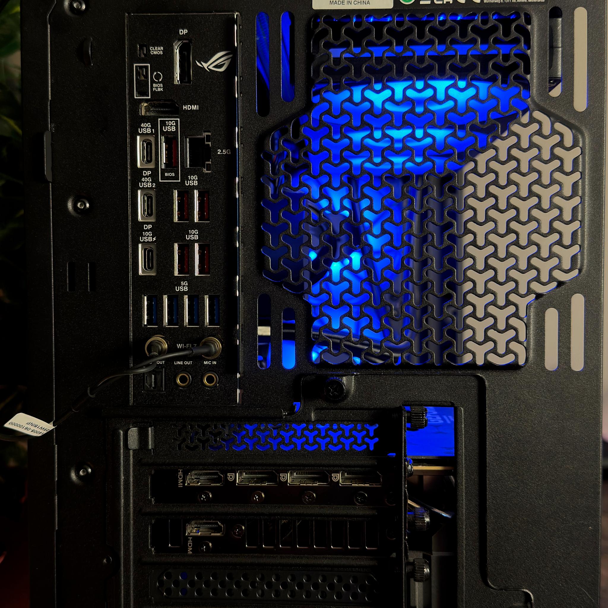 Gaming PC | RTX 4080 SUPER | Ryzen 7 9800X3D