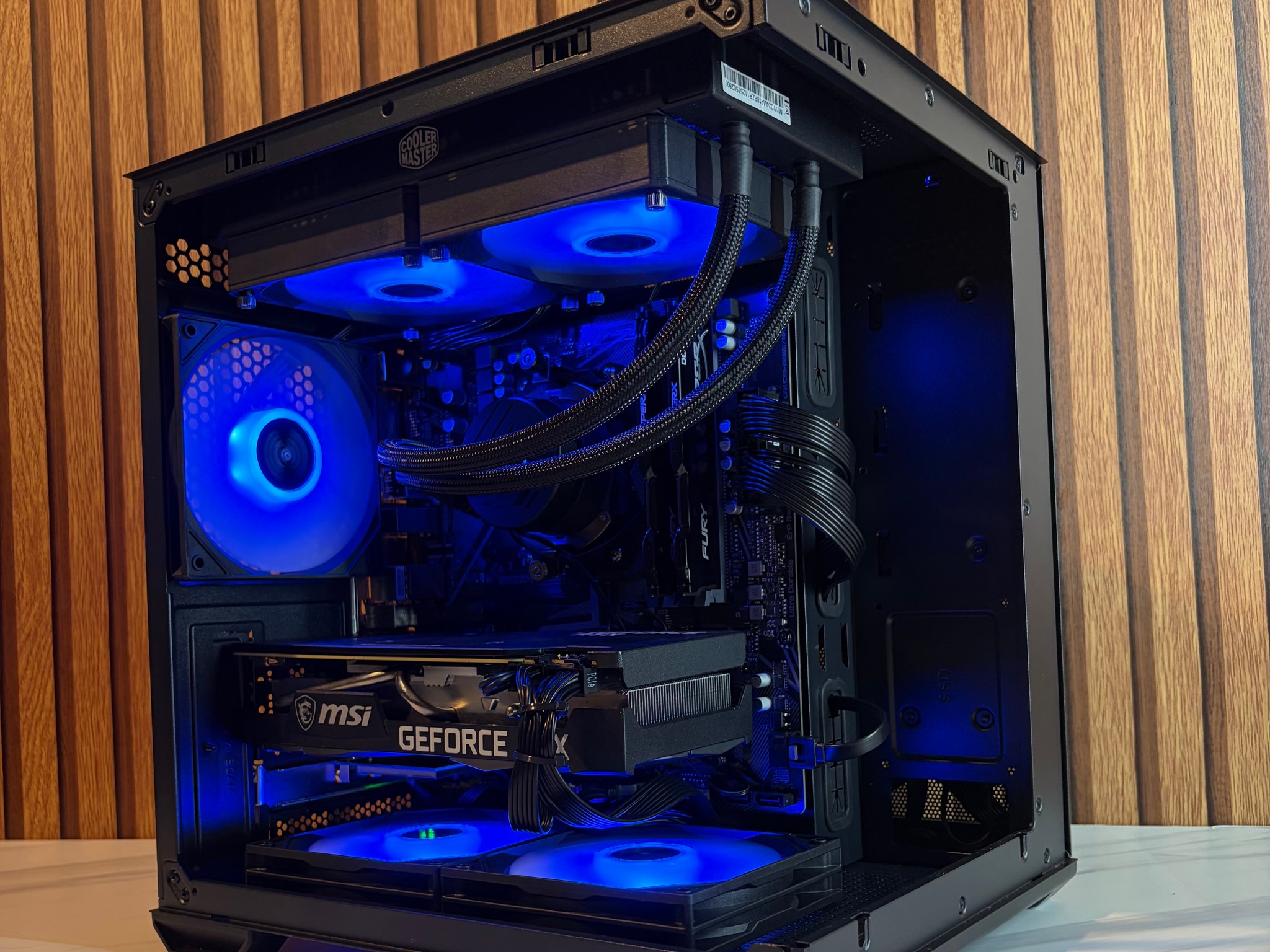 RTX 3070 | RYZEN 5 5600 | 16GB DDR4 | 500GB SSD | 750W | 240MM AIO