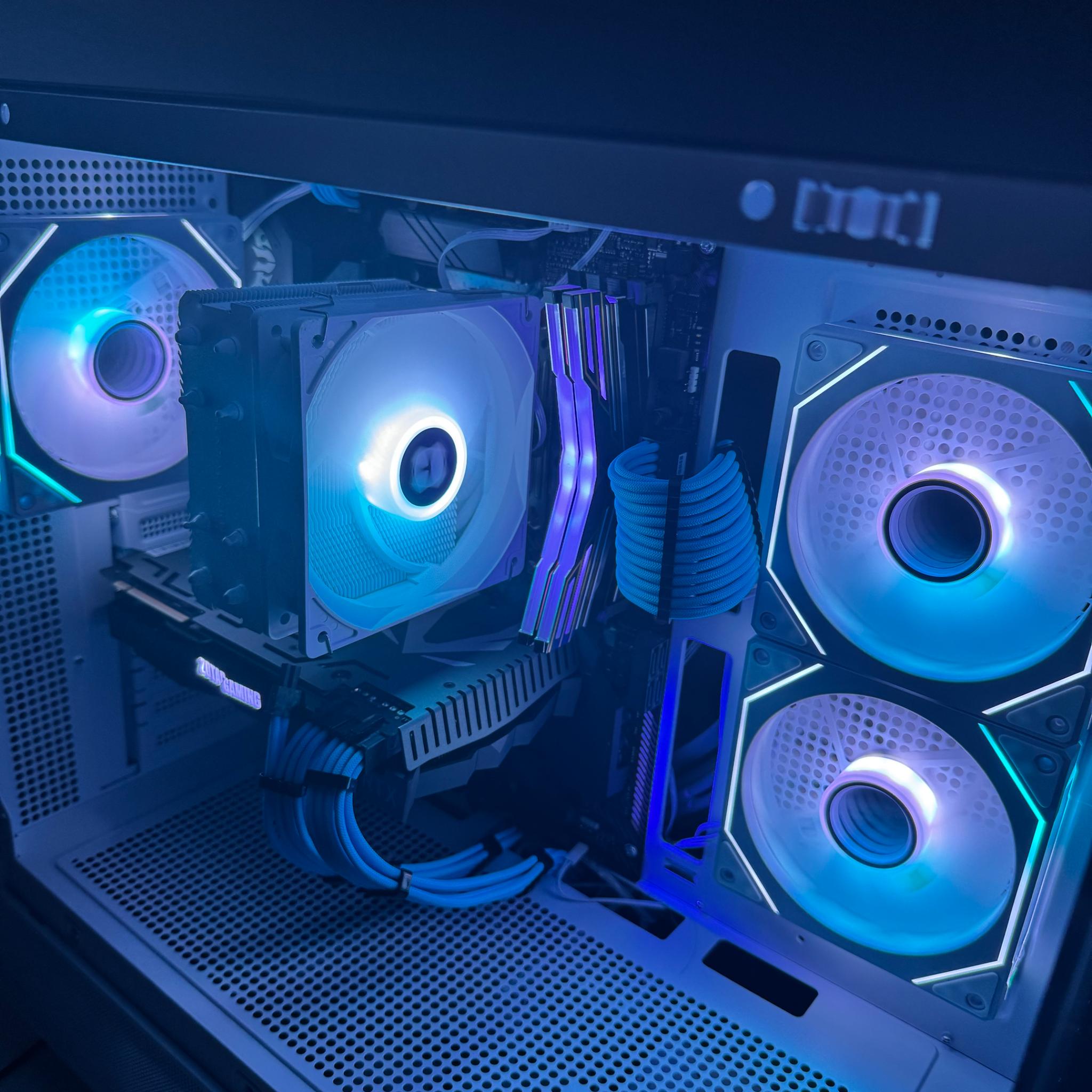 RTX 2070 Super 8GB | AMD Ryzen 5 3600X 6-core Processor | 16GB Ram | 1TB GEN4 M.2