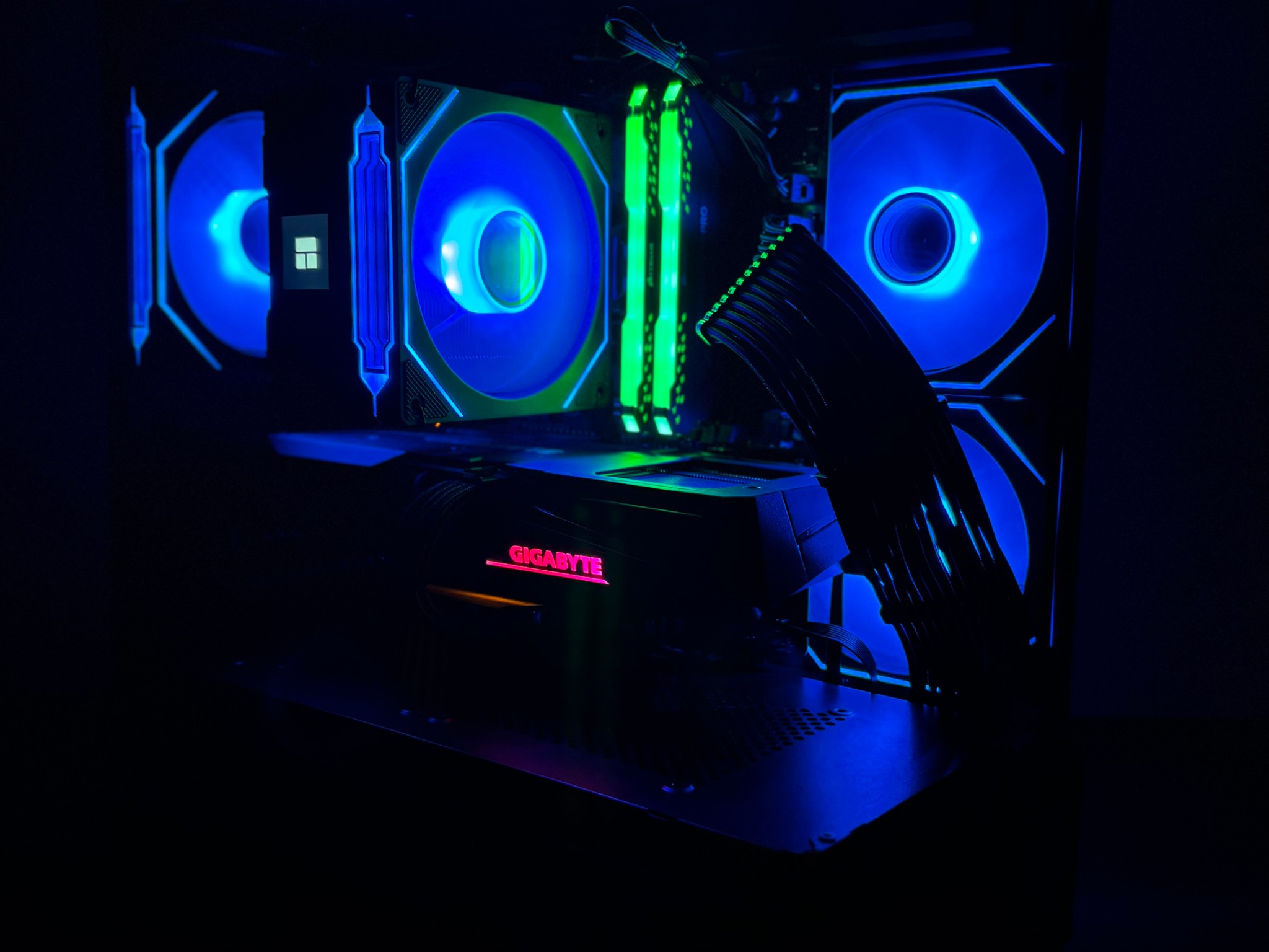 🕷️Gaming PC Ryzen 5 5600x 32GB RAM 1TB SSD RTX 3060 Ti 8GB