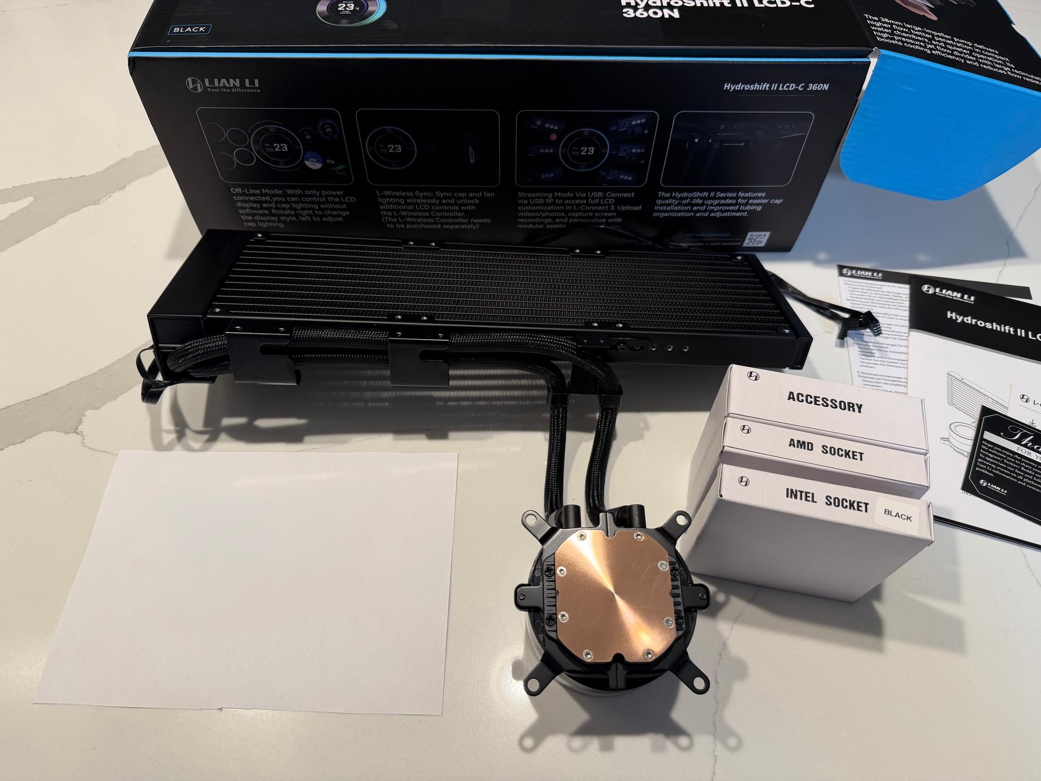 Lian Li Hydroshift II LCD-C 360N