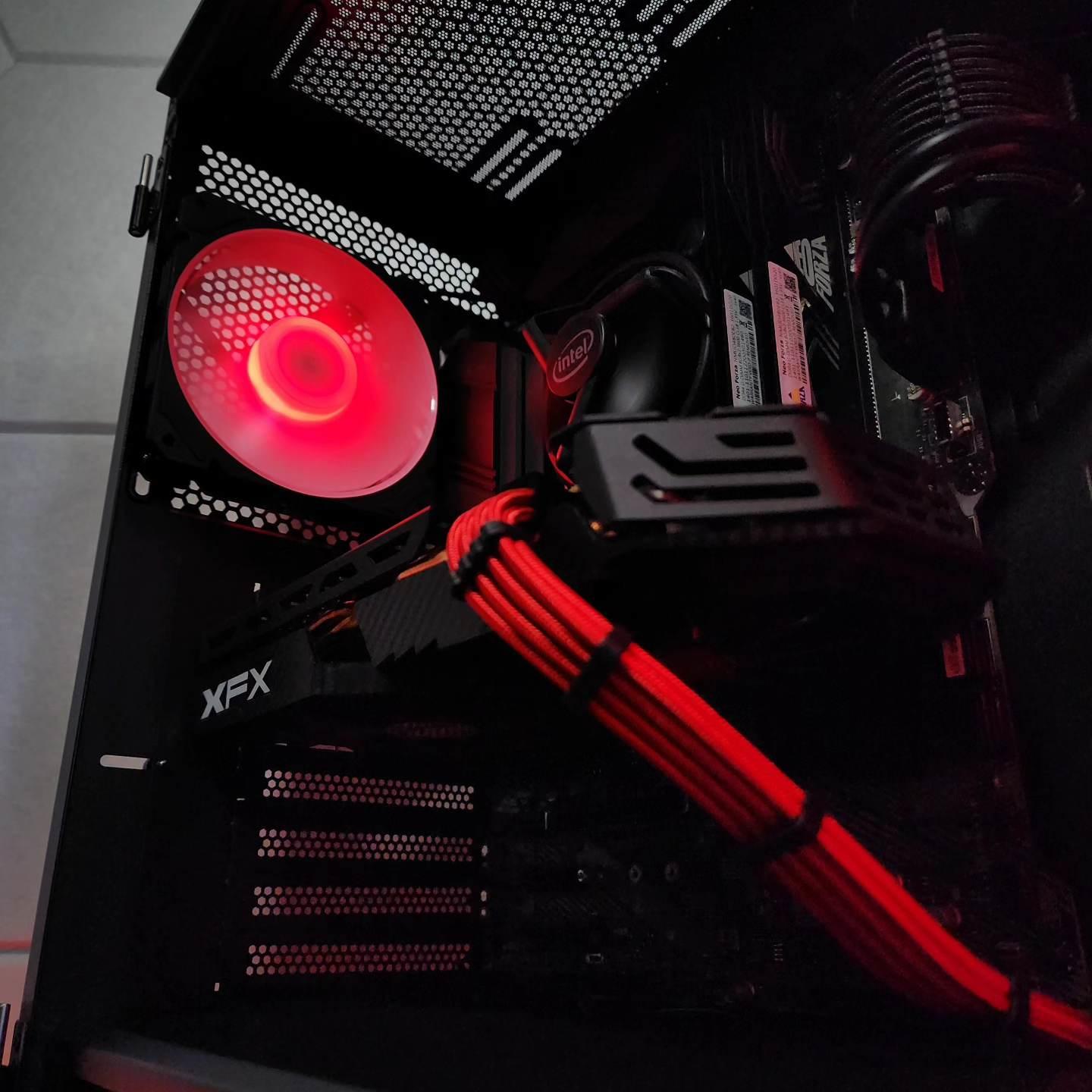 ❤️🖤❤️ RX 580 8GB // Core i3 10100F // 16GB 3600MHz // 500GB NVMe Gen4