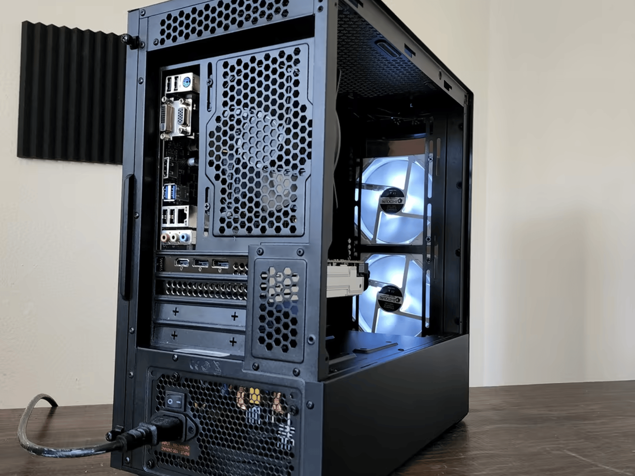 Intel Core i5 9400 // AMD Radeon RX5500 4GB // T-Force 2x8 16GB 3000MHz