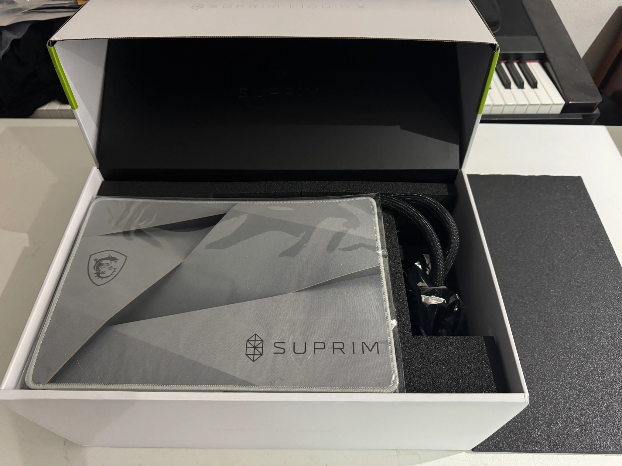 MSI RTX 4090 SUPRIM LIQUID X 24G