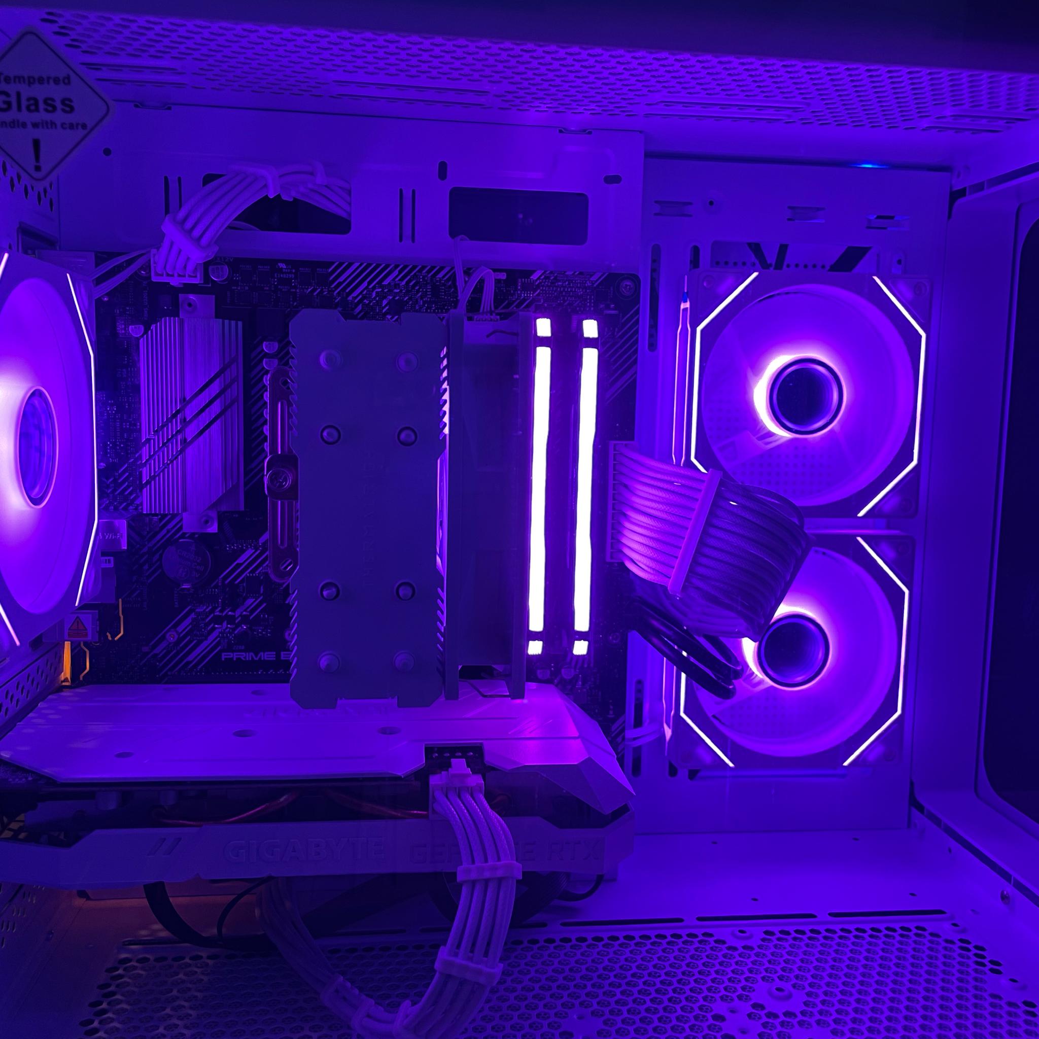 White RTX 2060 Gaming PC (Ryzen 5 3600 | 16GB RAM | 512GB SSD | Wifi + BT)
