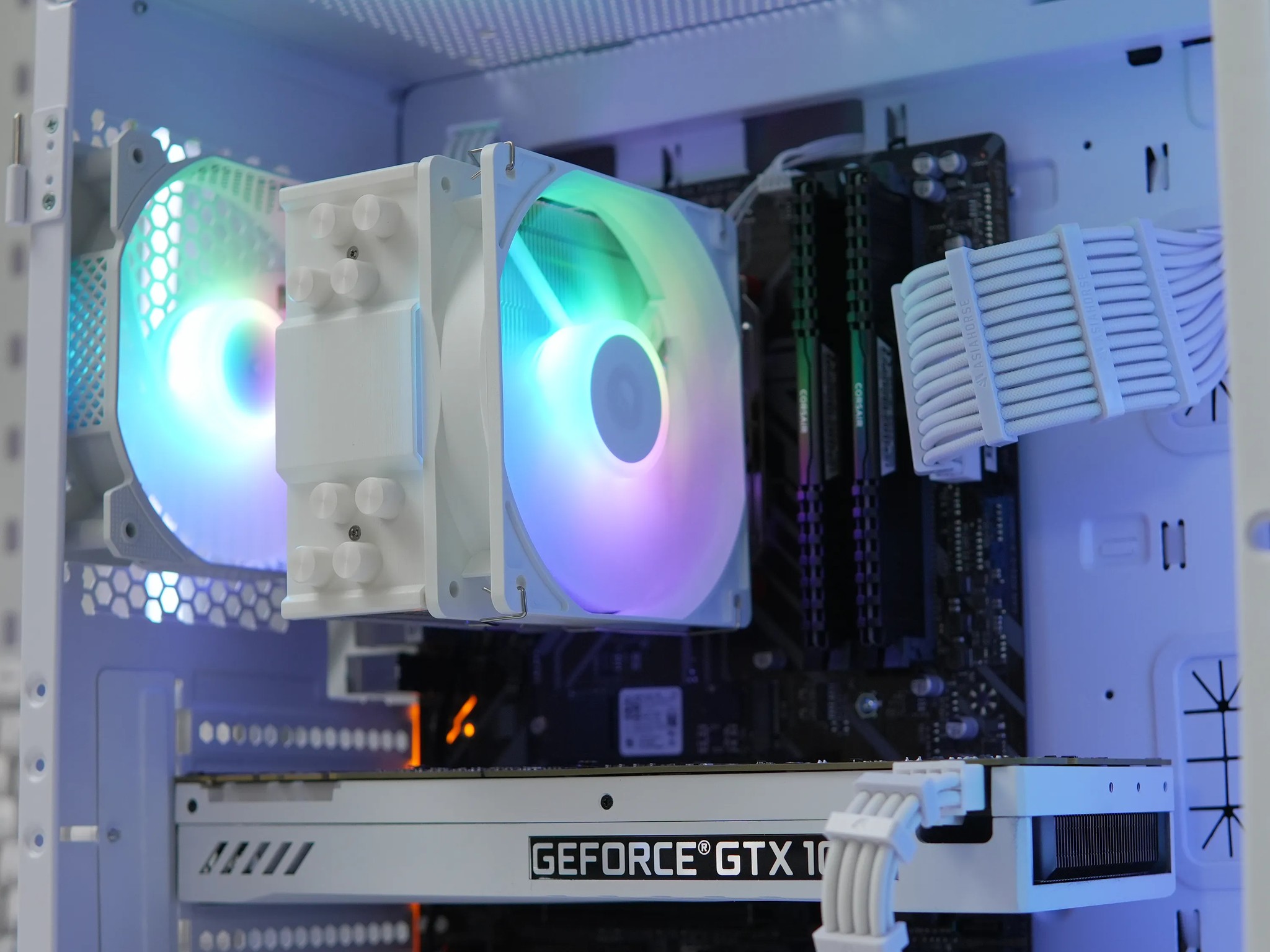 Gaming PC! GTX 1080 + RYZEN 5 + 16GB RAM + WIFI