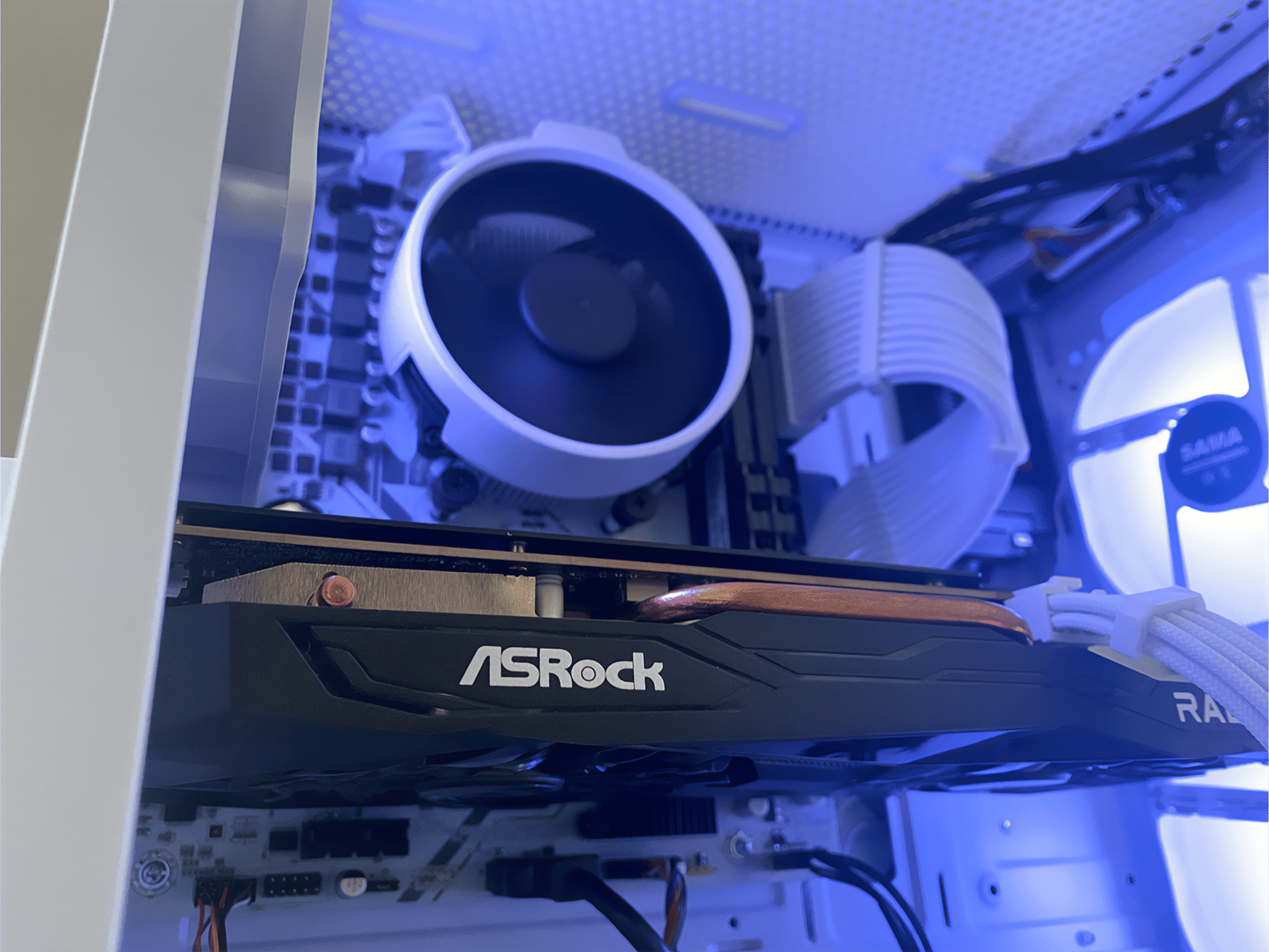 ❄️💵 SALE | RX 6600XT 8GB | RYZEN 5 5500 | 1TB SSD | 16GB RAM | WINDOWS 11 | WHITE RGB 💵 ❄️