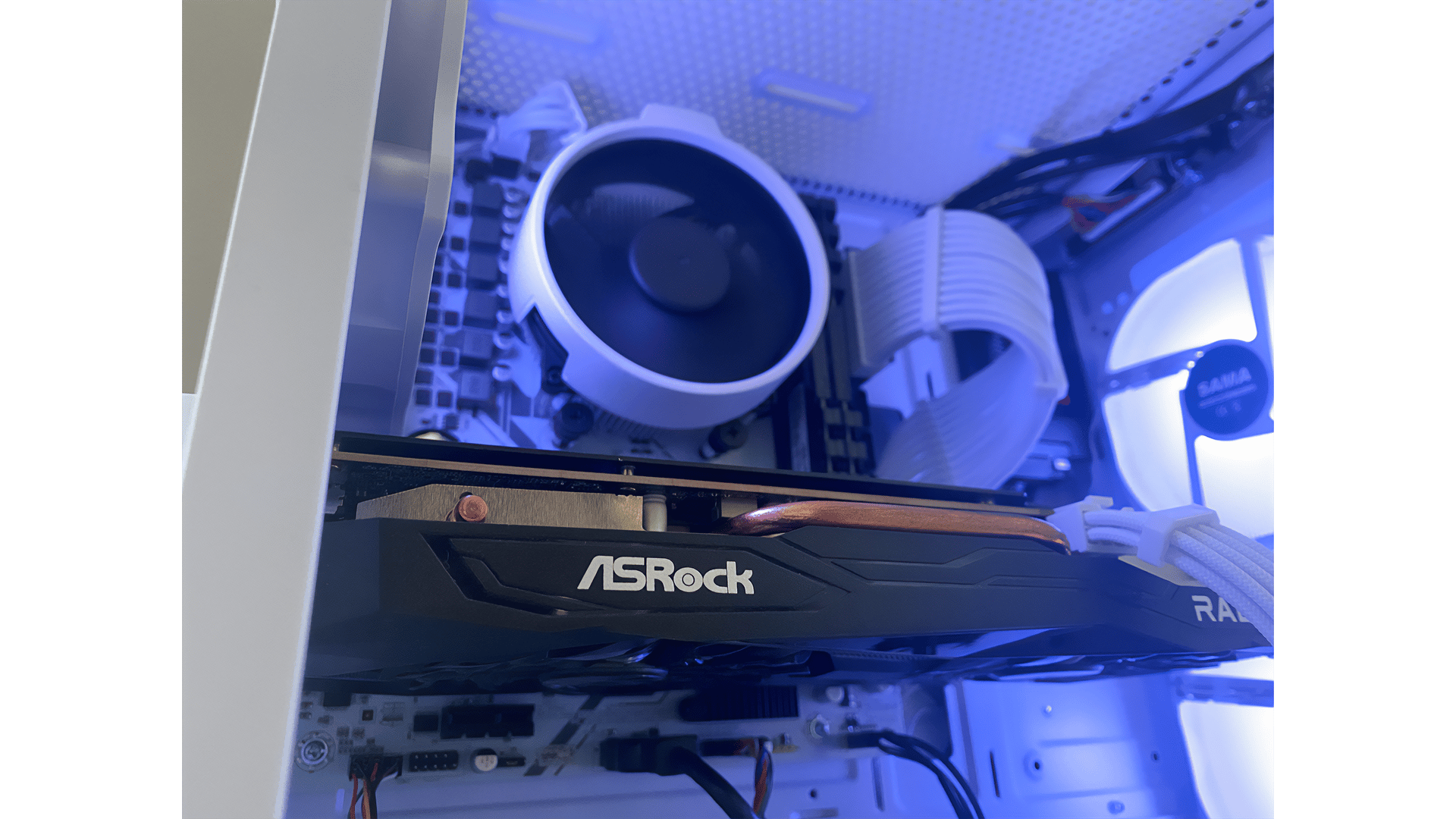 ❄️💵 SALE | RX 6600XT 8GB | RYZEN 5 5500 | 1TB SSD | 16GB RAM | WINDOWS 11 | WHITE RGB 💵 ❄️