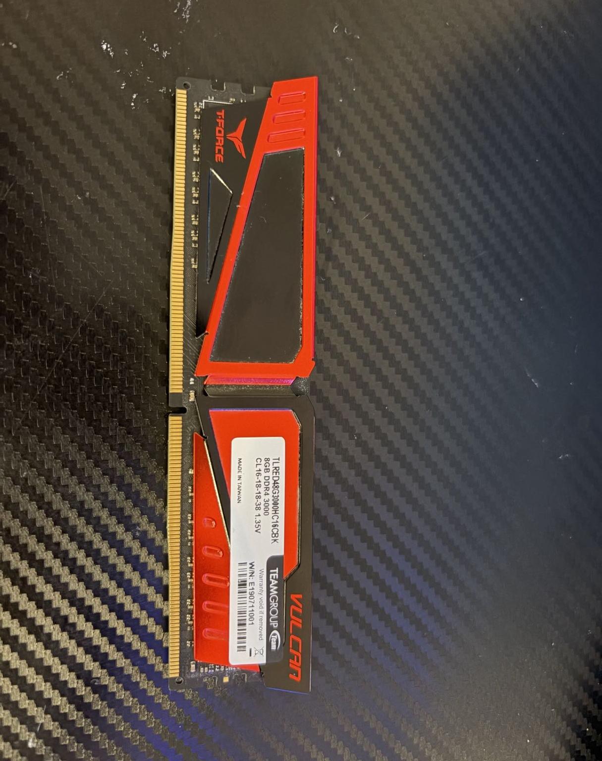 ⚙️Vulcan 8gb ddr4 3000mhz CL16 1x8Gb🪚