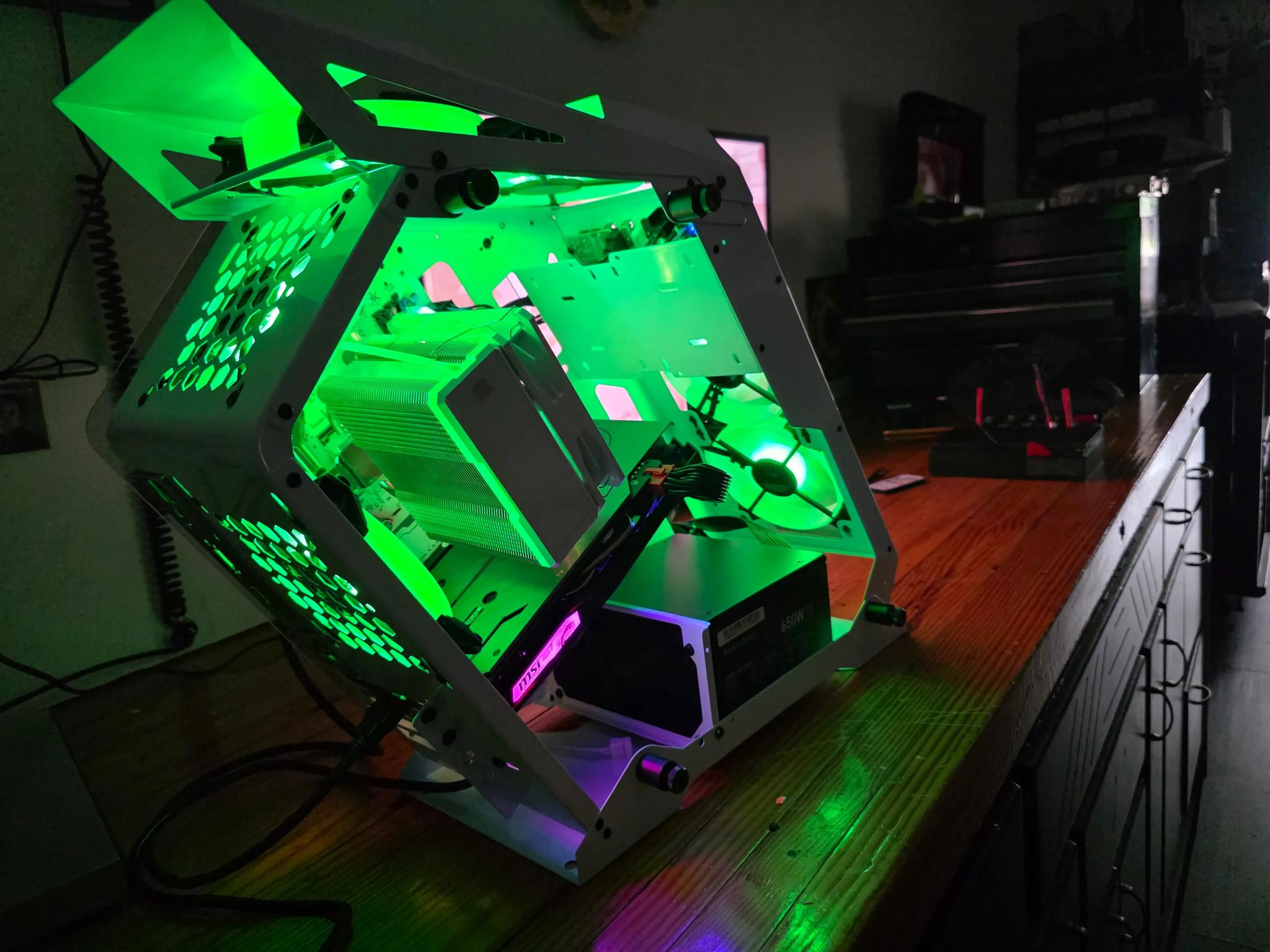 1080p High Settings Gaming Computer PC (Ryzen 5 2600, GTX 1660 TI, 16gb DDR4)