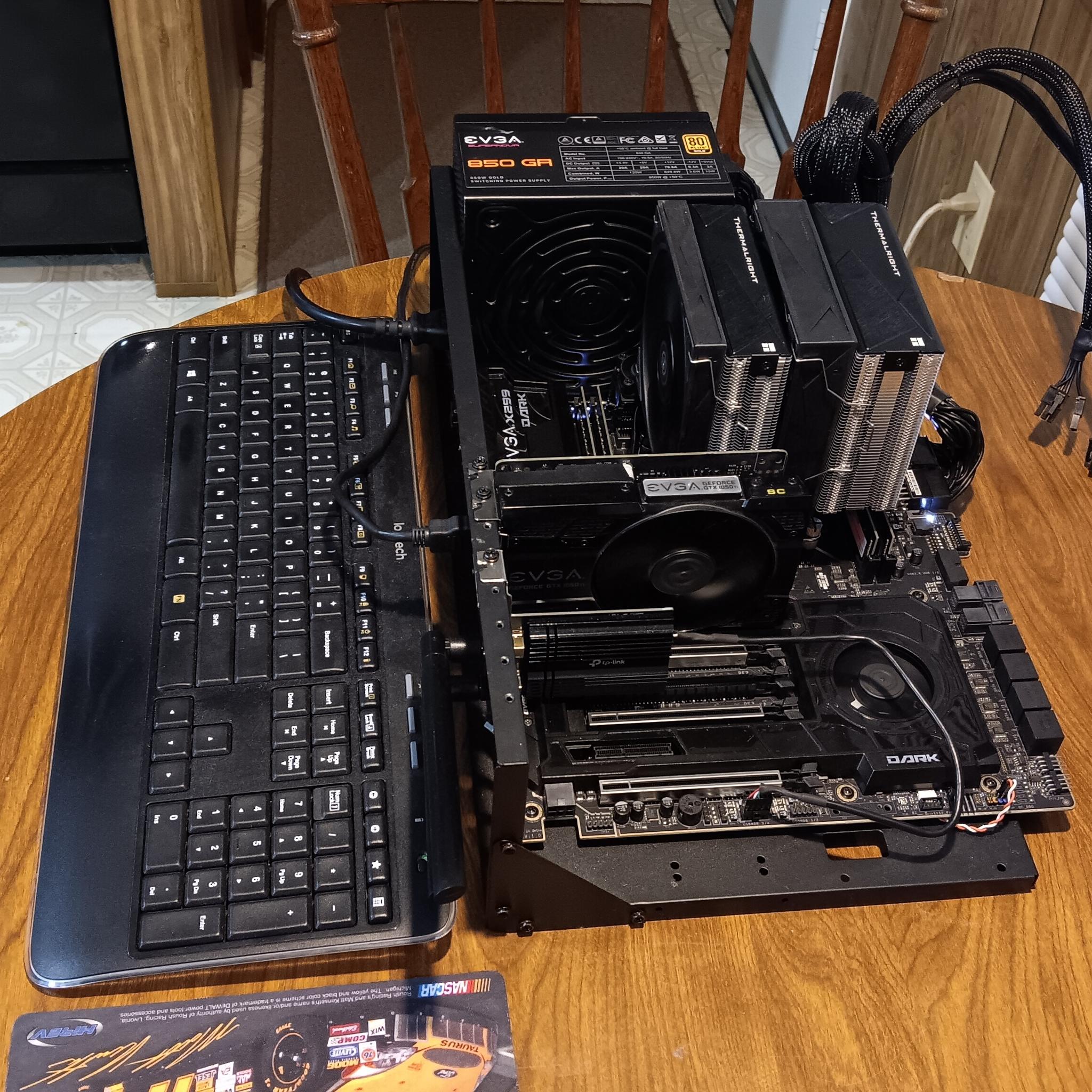 EVGA X299 Dark, Core i9 10900X, 32GB RAM, 1TB NVMe, Testbench ** READ DESC**