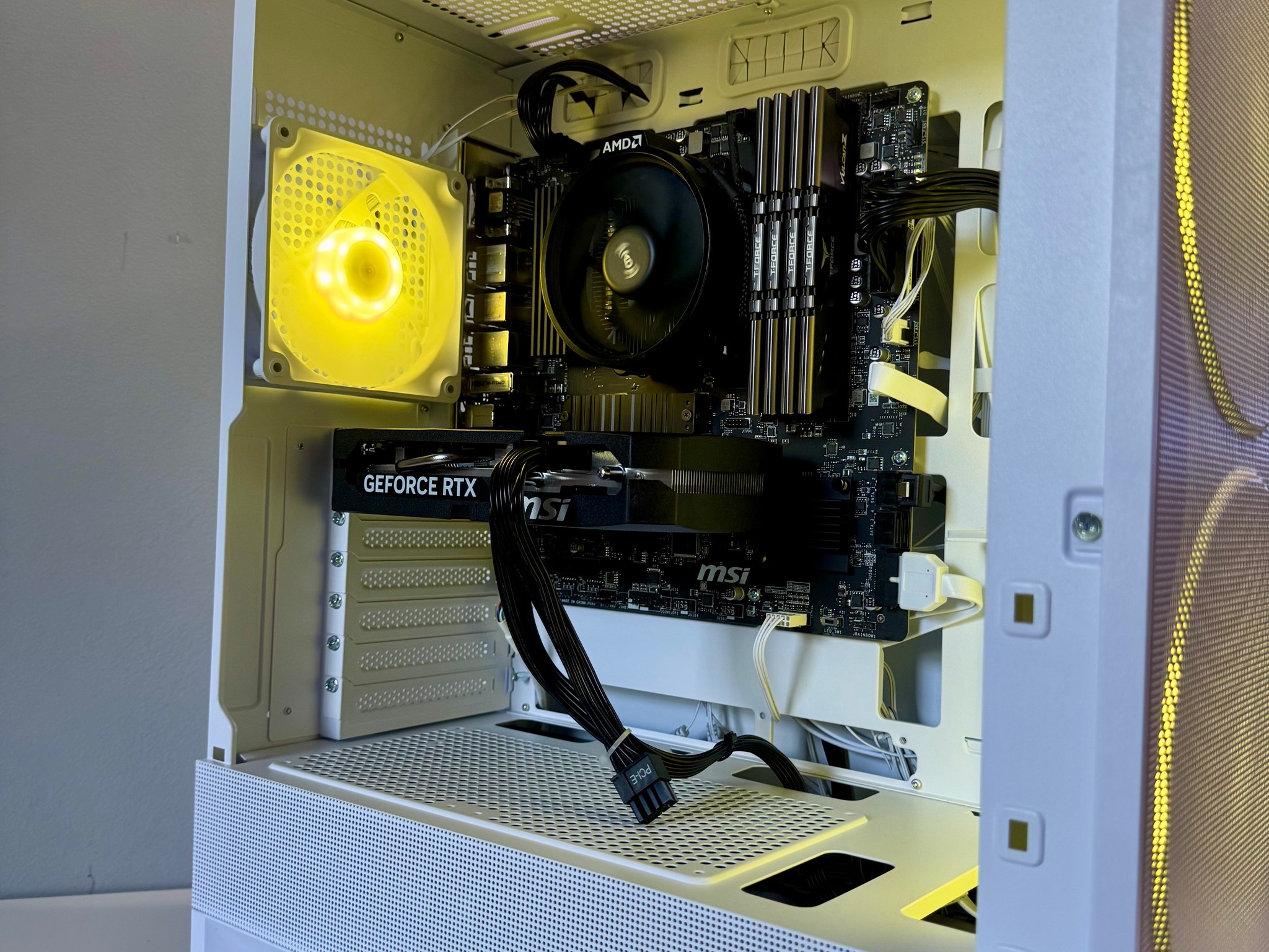 RTX 5060, 32gb Ram, Ryzen 5 | Custom Gaming PC