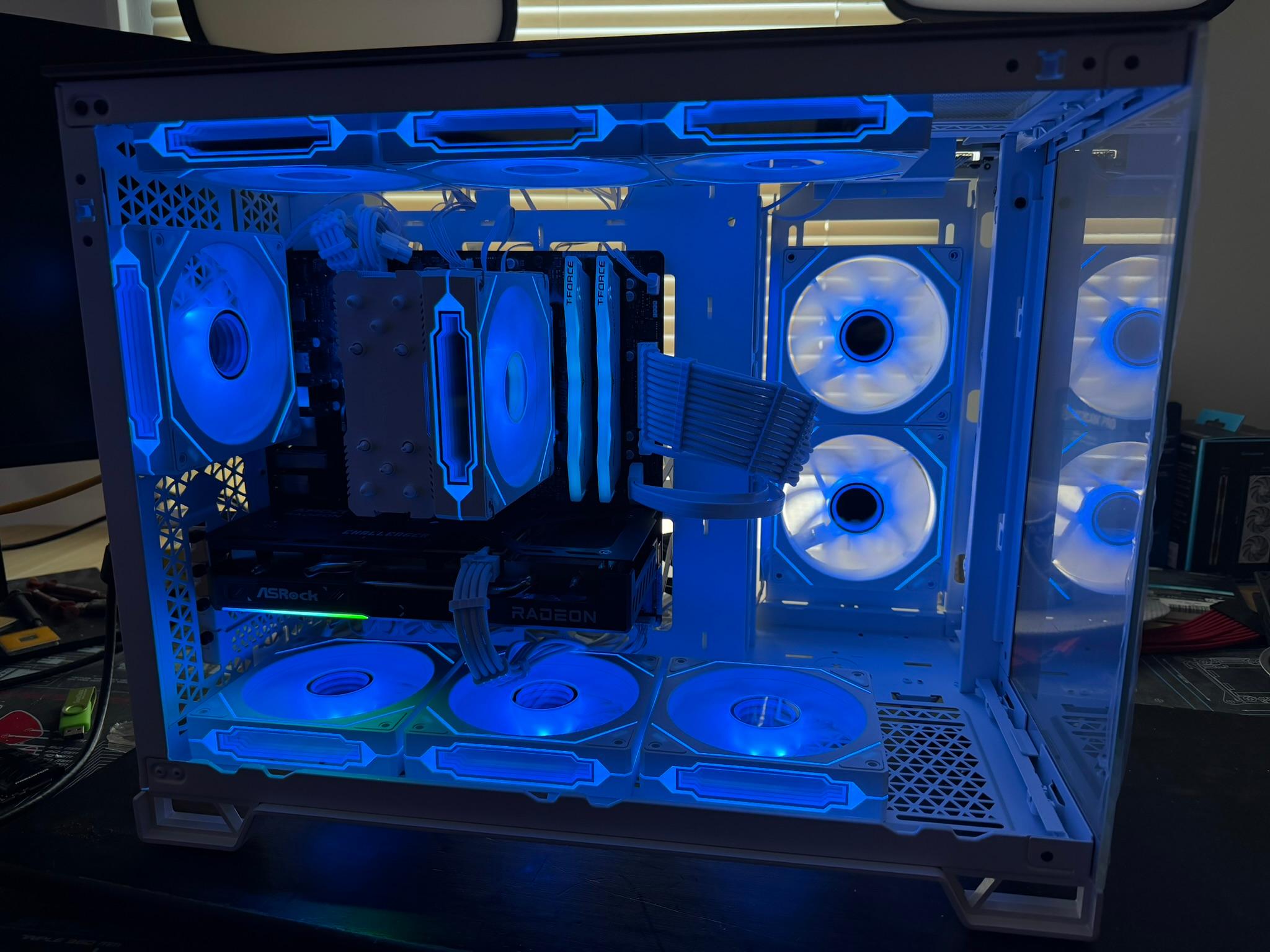 🖥️ Custom White RGB Gaming PC| 5 7500F |  9600XT  | 32GB RAM  |  Ultra-Cooled | 🖥️