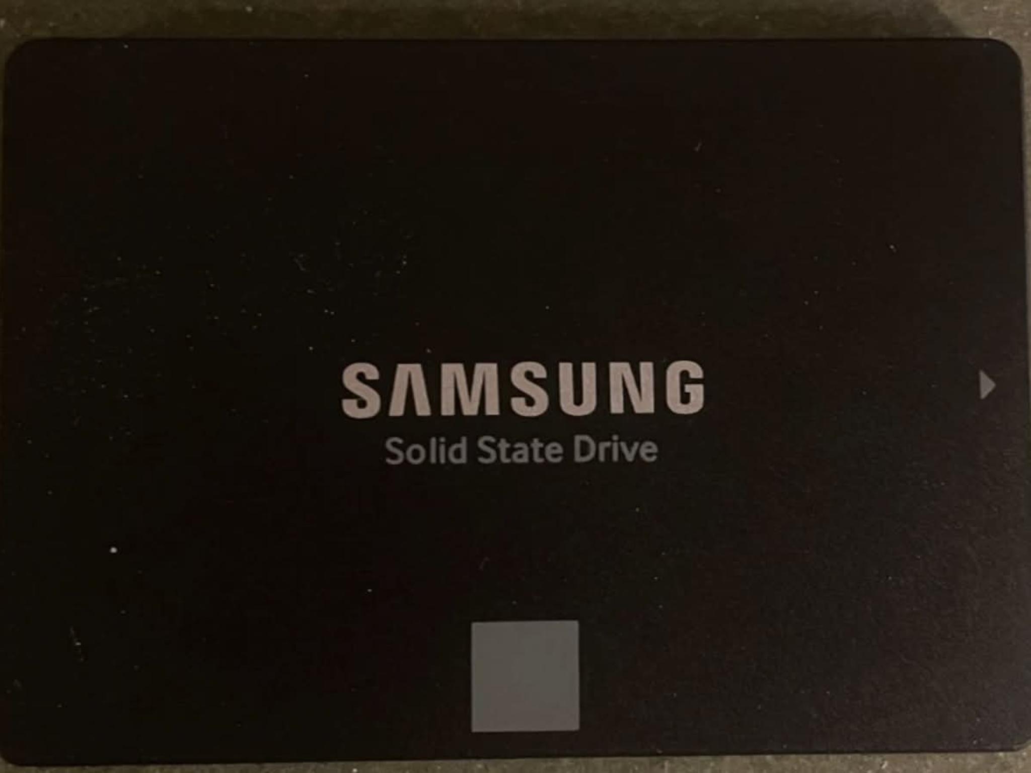 Samsung 860 EVO 1TB 2.5" SATA III Internal V-NAND SSD