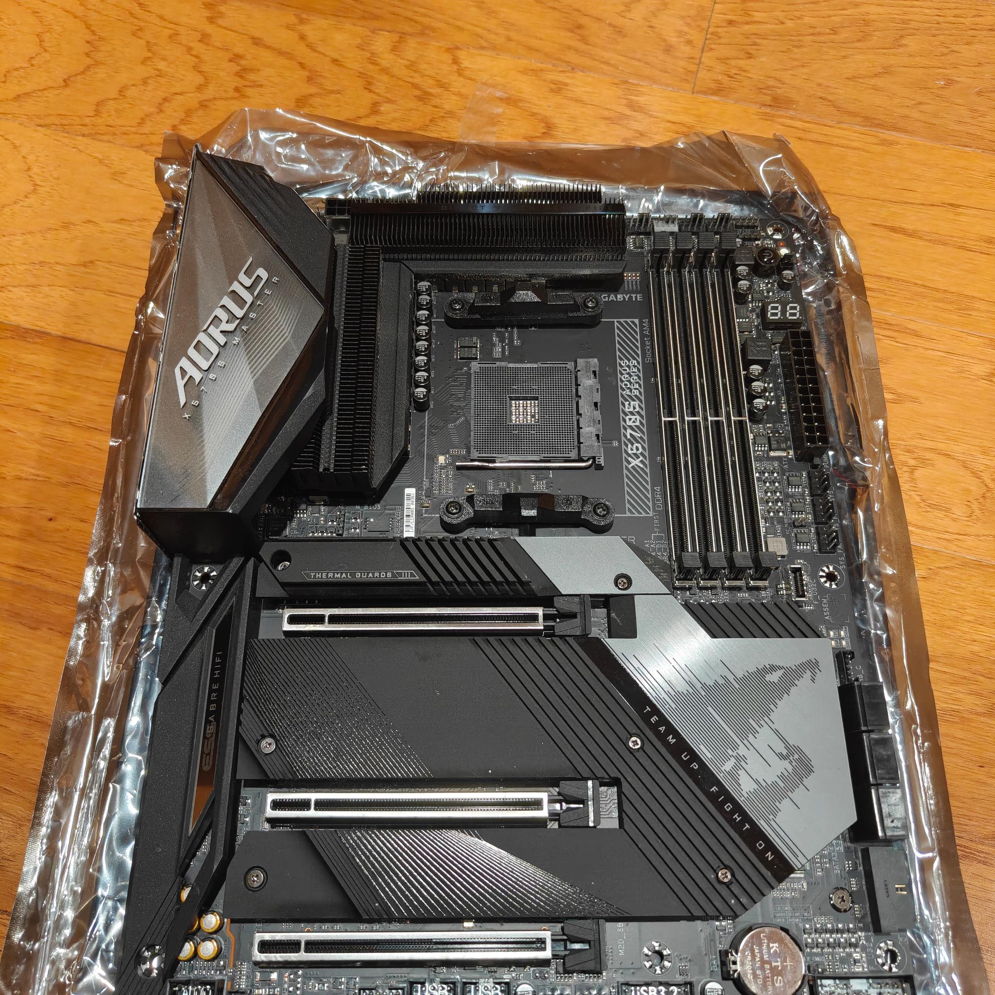 GIGABYTE X570S AORUS MASTER