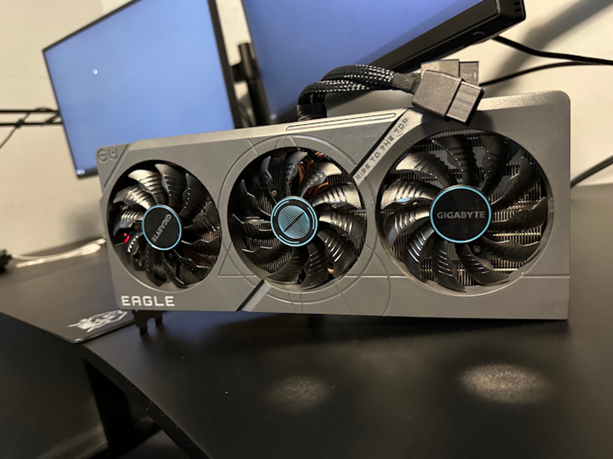 4070 Ti EAGLE OC 12G