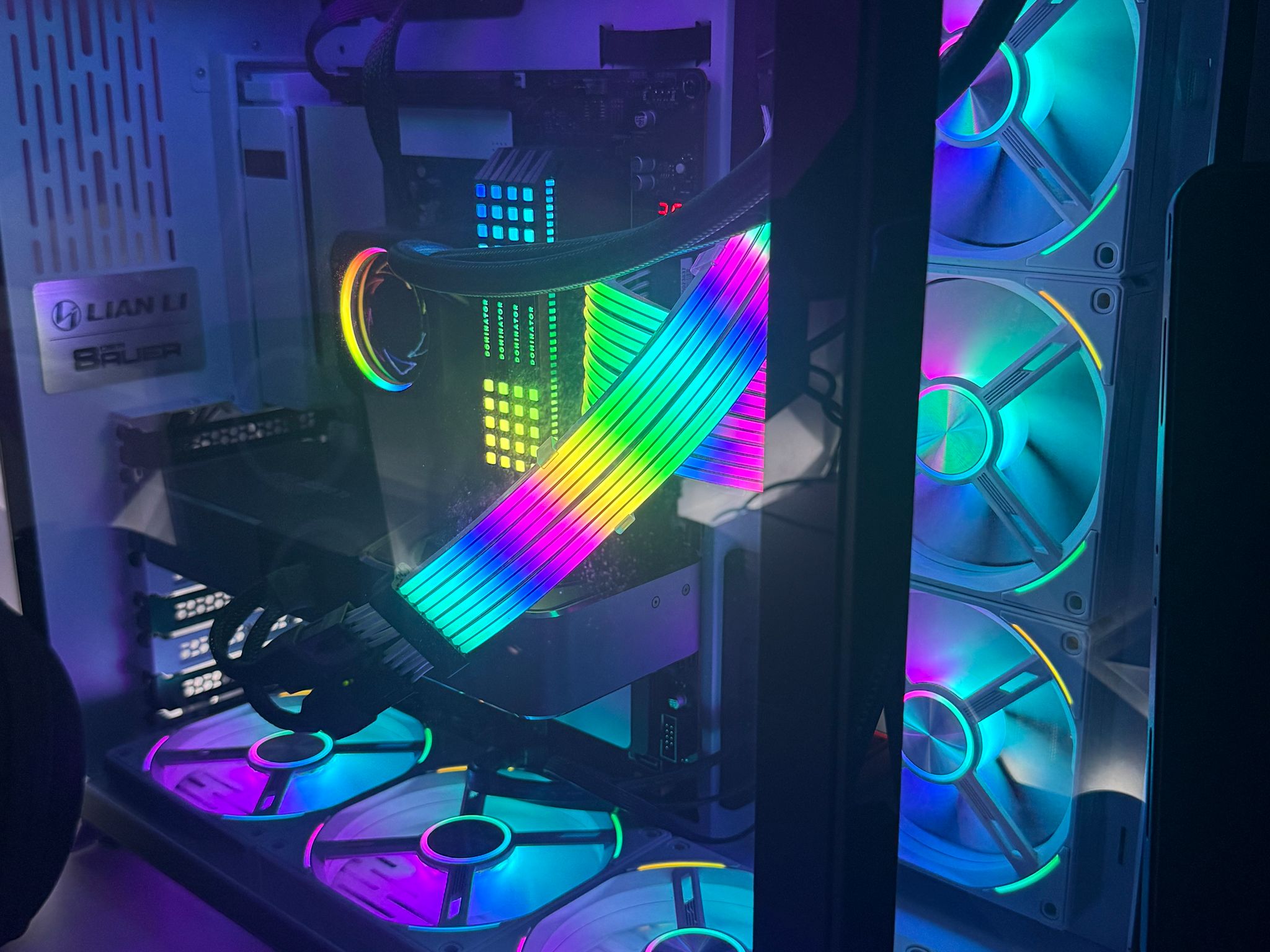 Lian Li|3070ti|Ryzen 7 5800x| 32GB DDR4 RAM|2TB NVME 4| Win 11|Strimer| 1080p/1440p Custom Gaming PC
