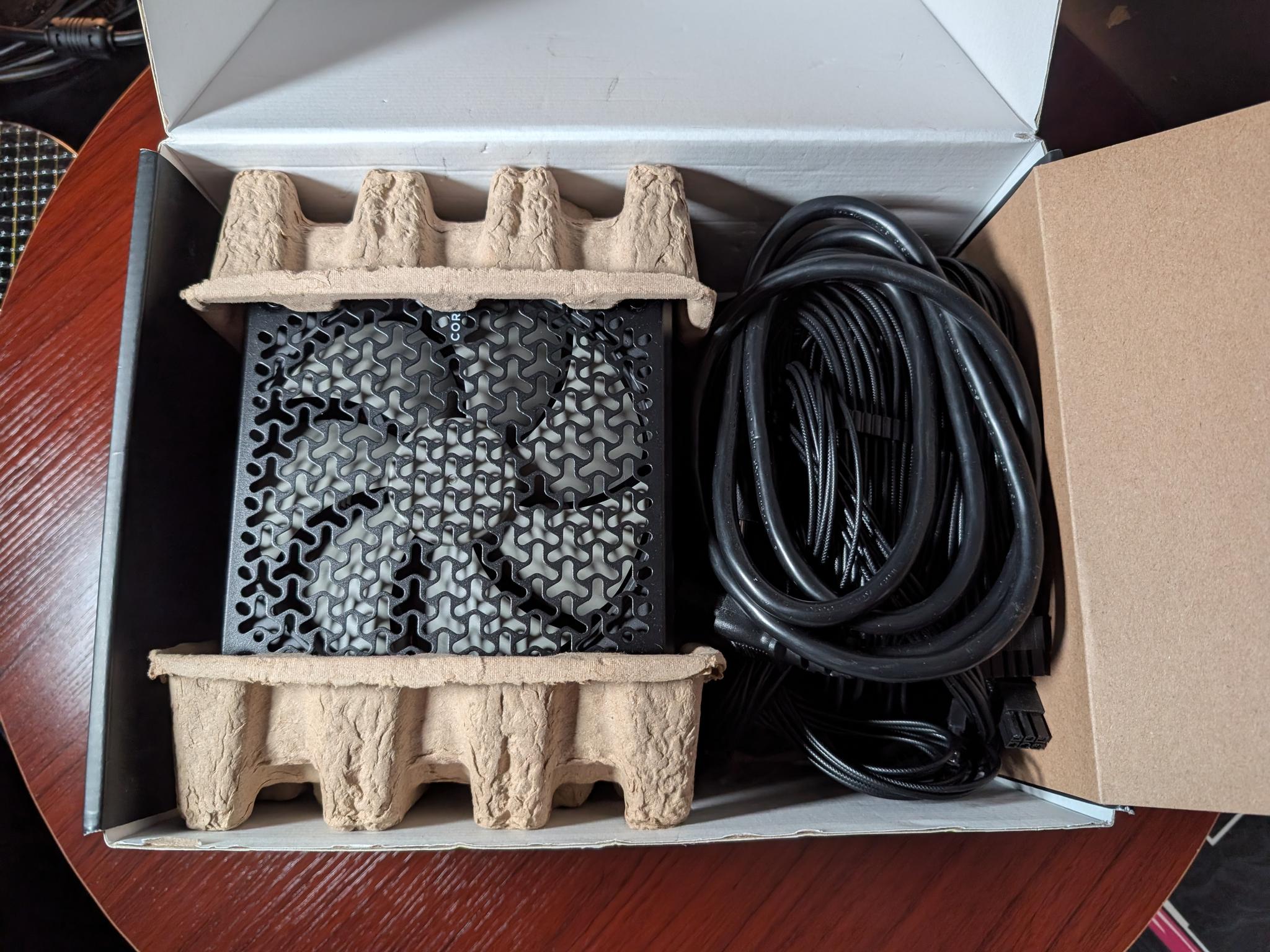 CORSAIR RM850x Power Supply