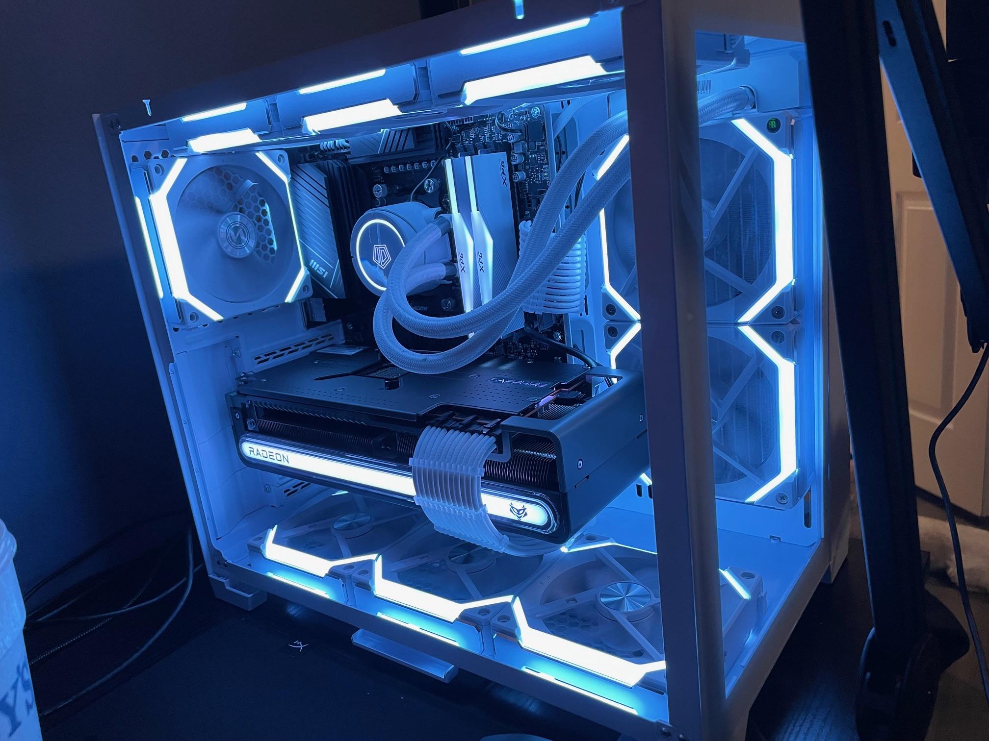 NITRO+ AMD Radeon™ RX 7900 XTX Vapor-X 24GB