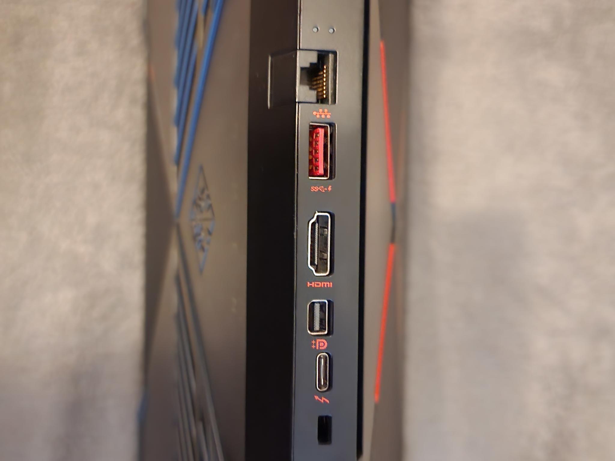 HP Omen 15, Intel i7 8th Gen, 128GB SSD 1TB HDD, 32GB RAM, NVIDIA GTX 1080, 15.6" 1920x1080p 60Hz