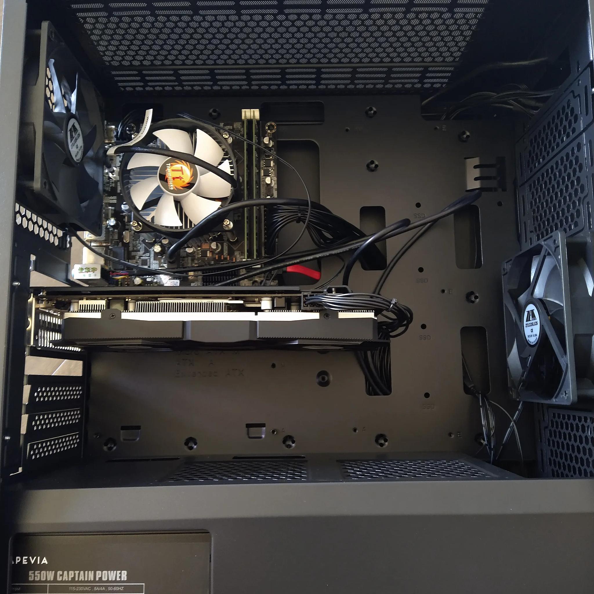 Gaming Desktop PC - RX 580 + Intel i5-3330 - 16GB RAM - 512GB SSD - Windows 10 - RGB Case