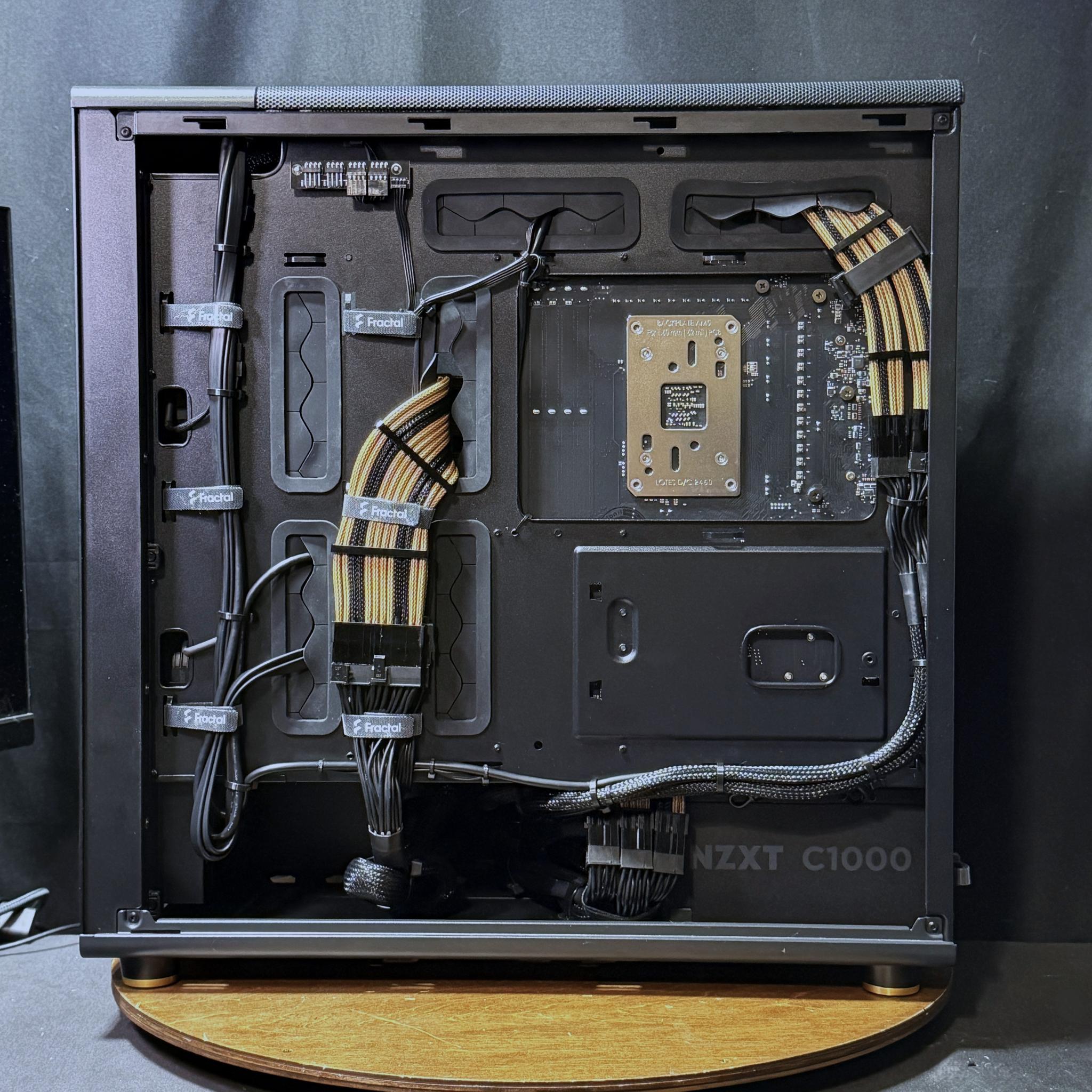 Custom Gaming PC - 9800X3D | RX 9070 XT | 32GB DDR5-6000 | 1TB Gen 4 NVMe