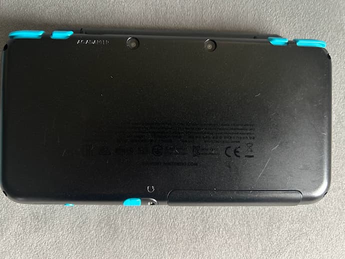 Nintendo New 2DS XL - Black / Turquoise