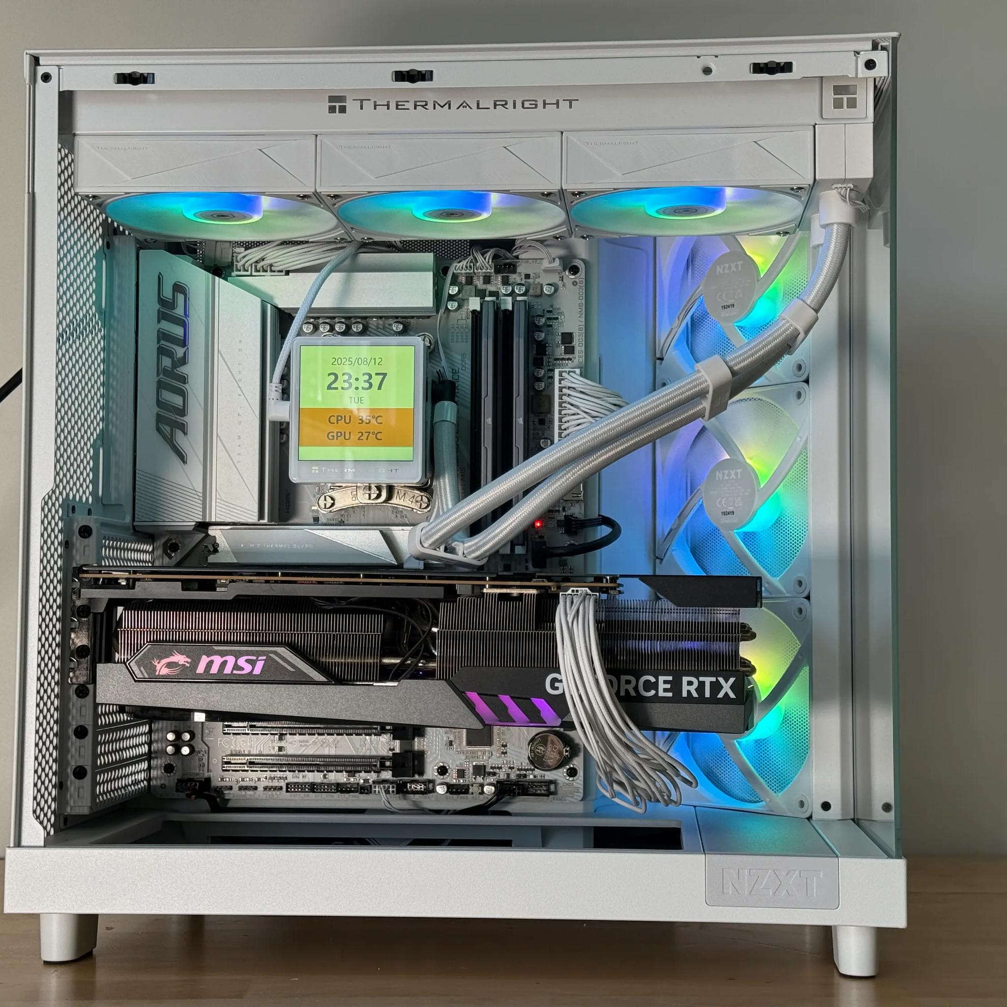 RTX 4090 Ryzen 7 9800X3D Gaming PC