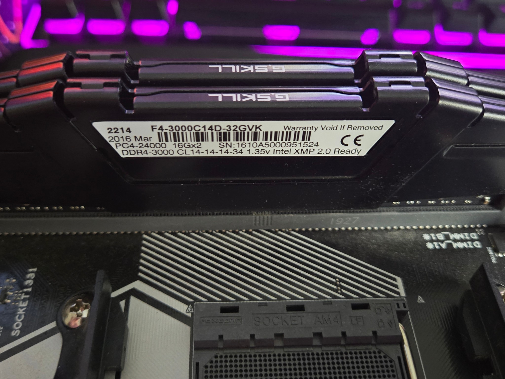 ASUS Strix GL10DH Motherboard Bundle | Ryzen 7 3700X | 32GB DDR4 (2x16GB) | AMD Wraith Prism