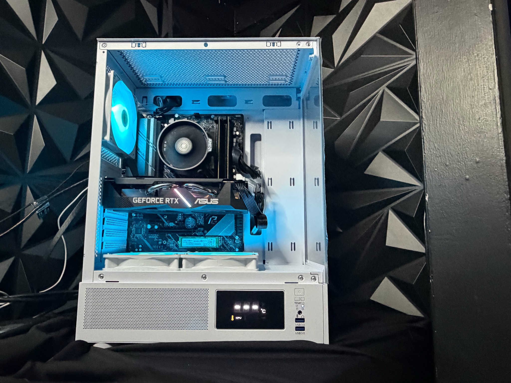 🧊💻 DIGI ICE 3660 💻🧊 Ryzen 5 3600| RTX 2060 6 GB| 750 GB  NVMe| 16 GB DDR4 | 650 W PSU