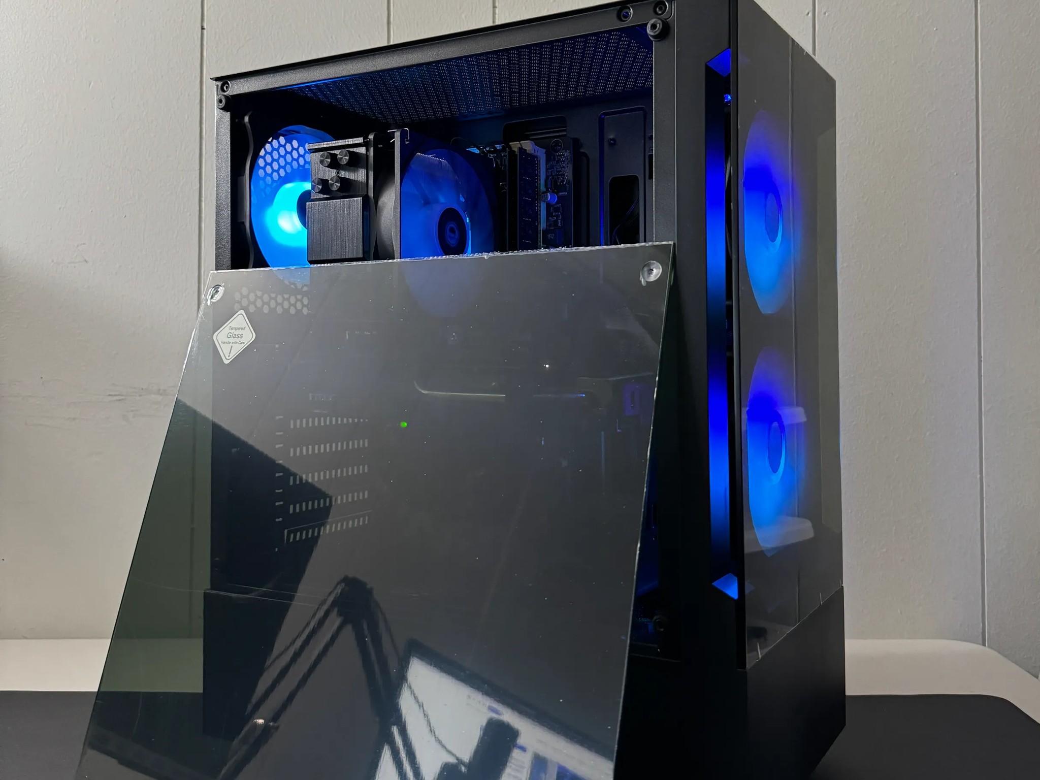 GTX 970 4GB | INTEL i7 4770s | 16GB DDR3 RAM | 256 GB SSD | Black Gaming Computer