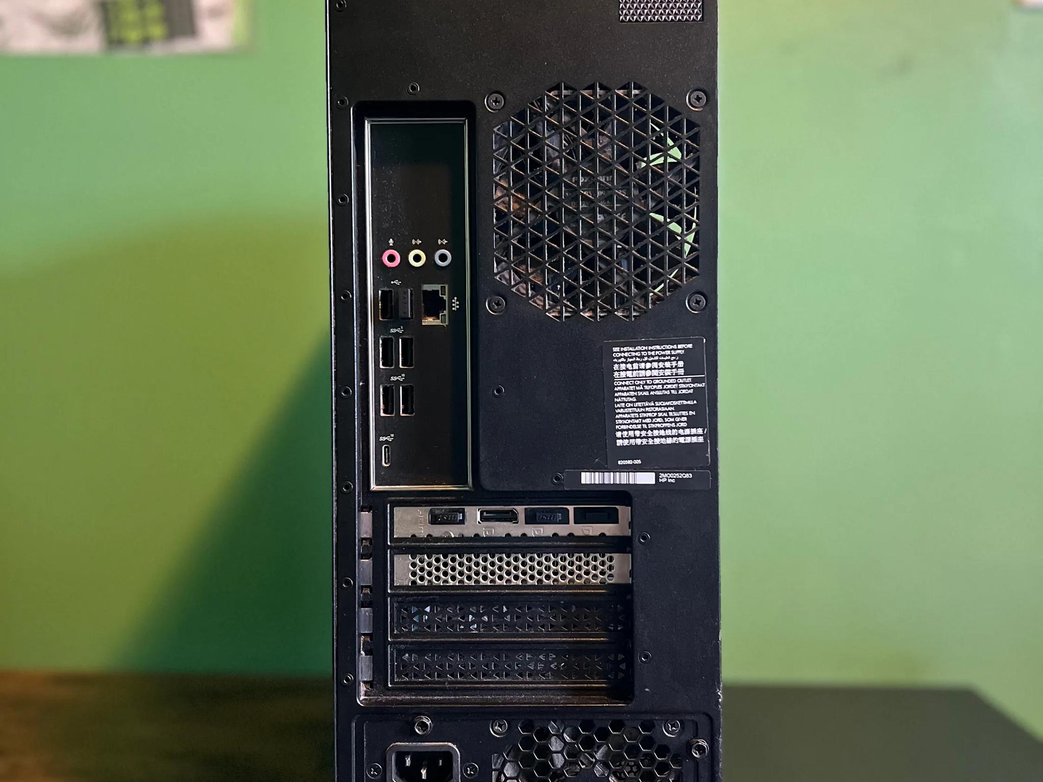 MID TIER RGB GAMING PC | I5-10400F | GeForce RTX 3060 HP Omen 25L 2TB
