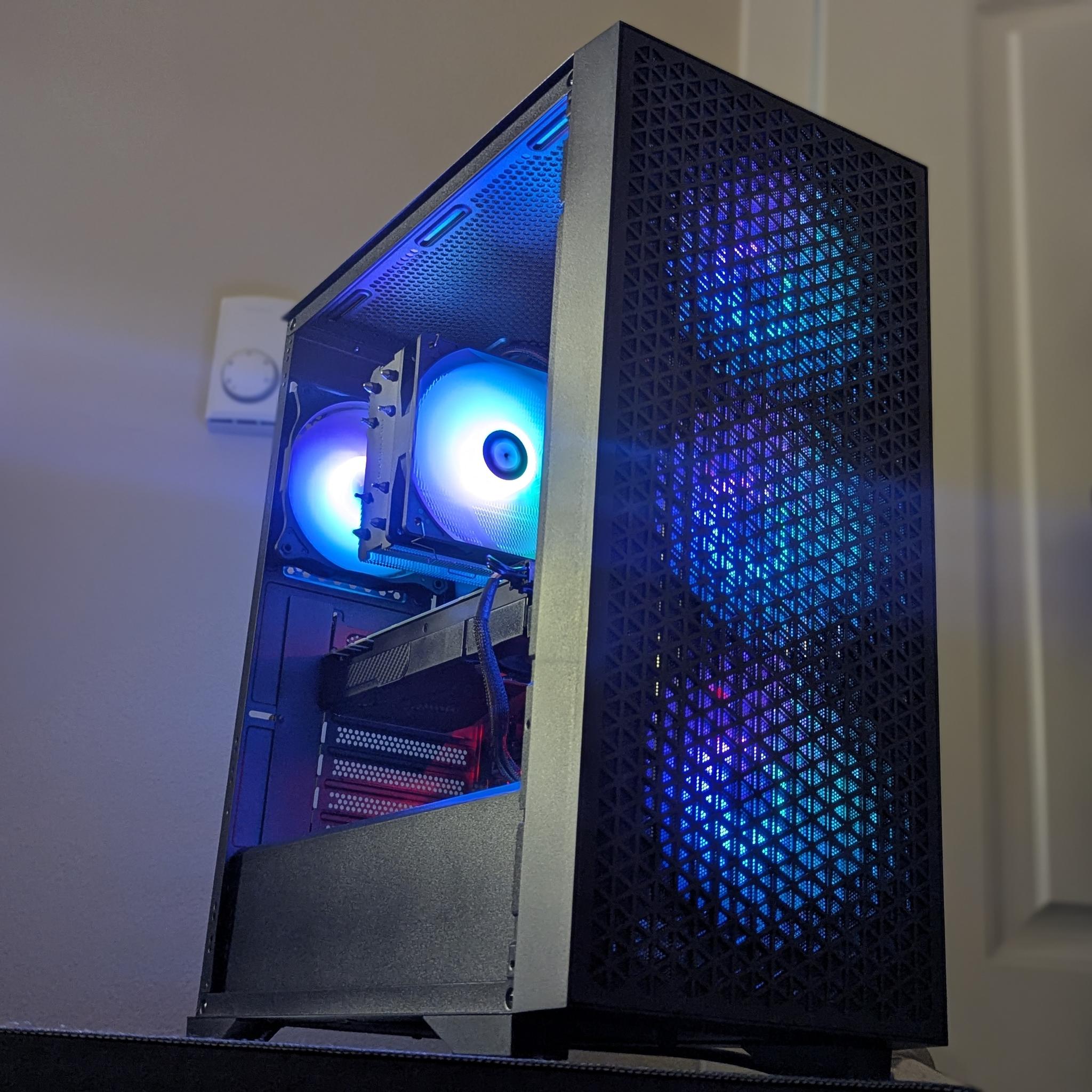 Gaming PC | GTX 1080 | INTEL I7-7700K | 16GB RAM | 512 GB SSD | ARGB | ATX
